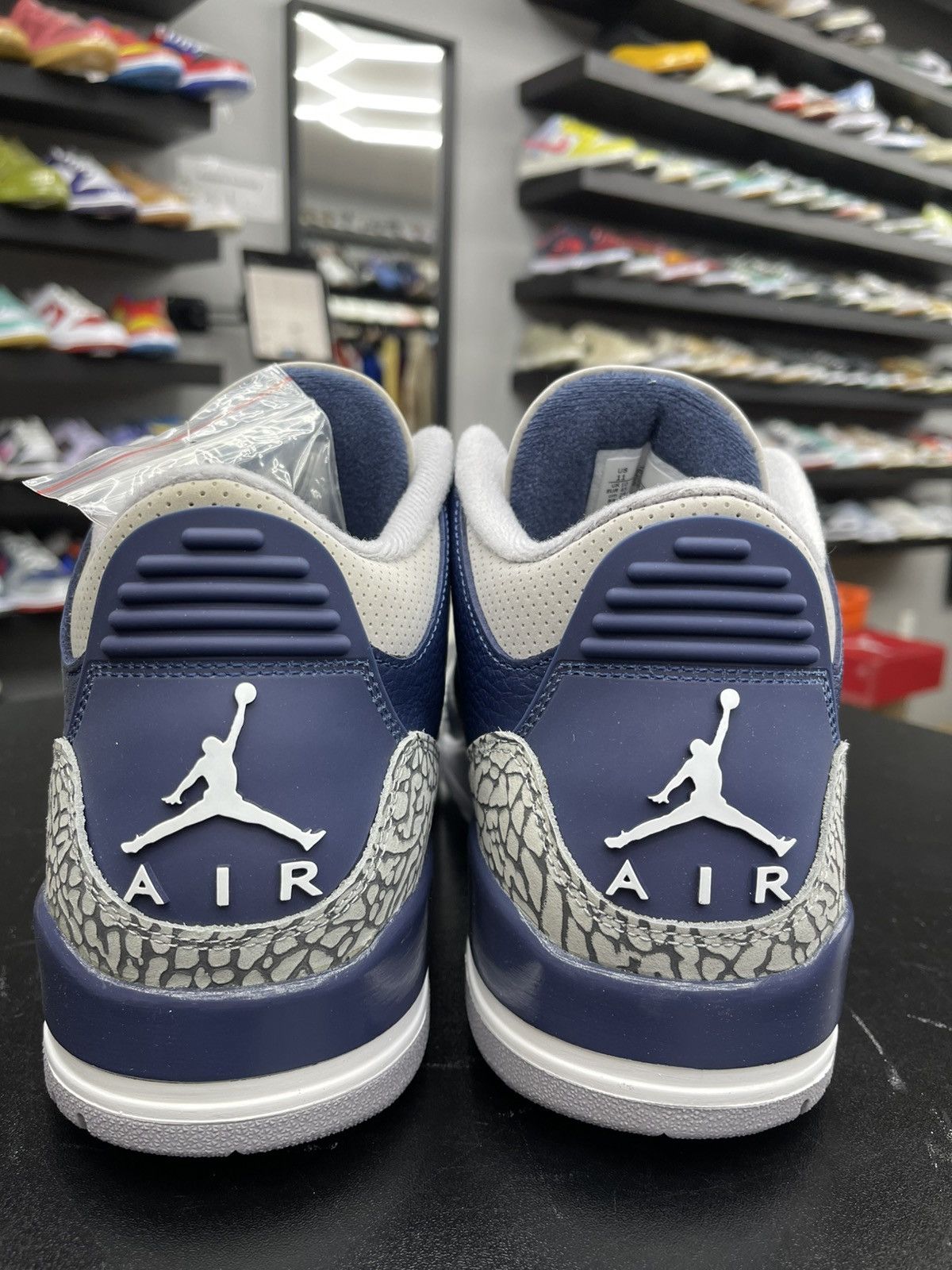 Jordan Brand Size 11 - Jordan 4 Retro Georgetown “2021” Size US 11 / EU 44 - 4 Thumbnail