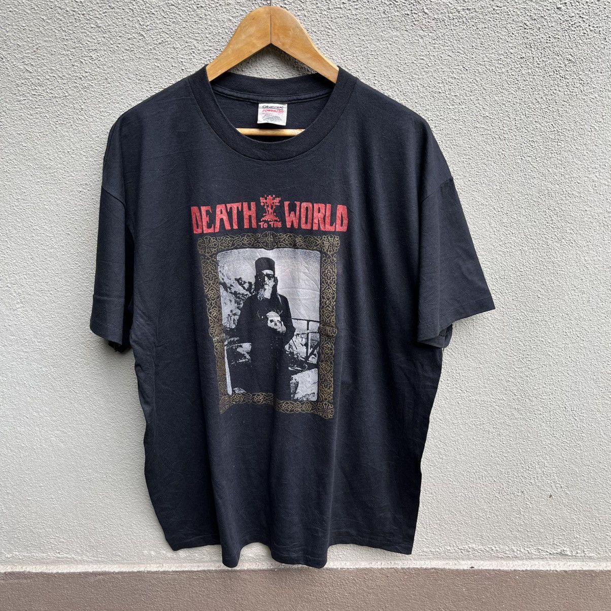 Vintage Vintage DEATH TO THE WORLD horror photo tee satanic Size US XL / EU 56 / 4 - 1 Thumbnail