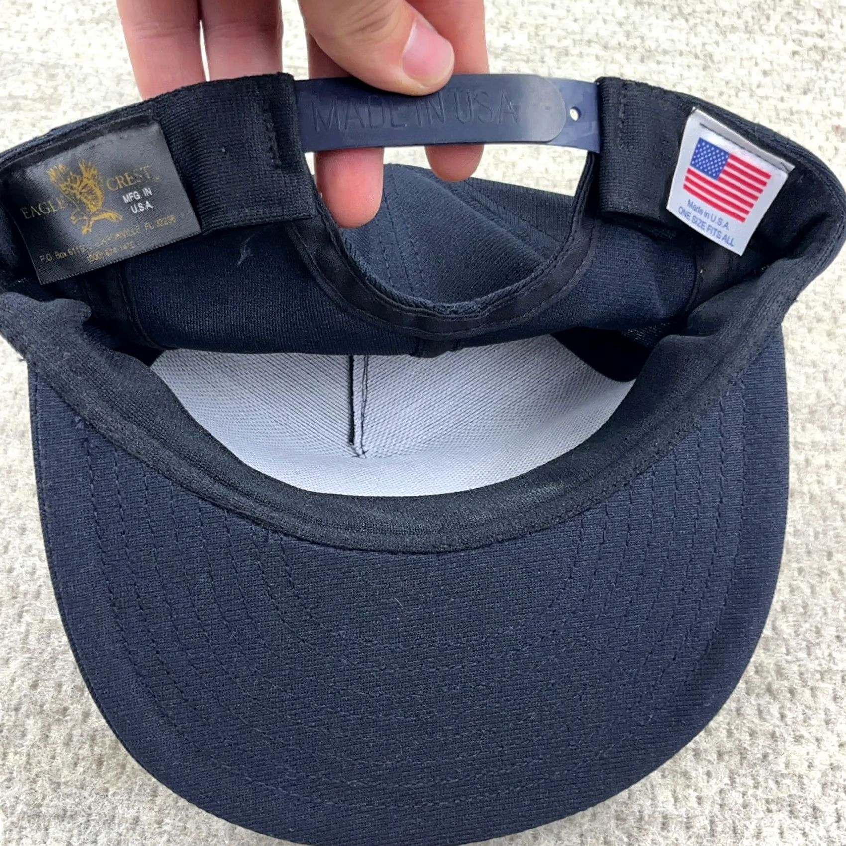 Vintage VINTAGE Eagle Crest US Coast Guard Hat Cap Snapback One Size Blue 90s USA Crest Patch Mens Cap Size ONE SIZE - 3 Thumbnail