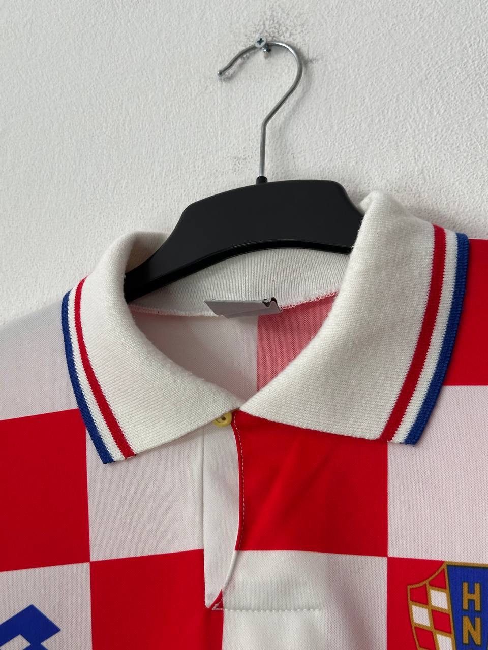 Lotto Sport Vintage Croatia 1992-1995 HNS Lotto Soccer Jersey XL World Size US XL / EU 56 / 4 - 5 Thumbnail