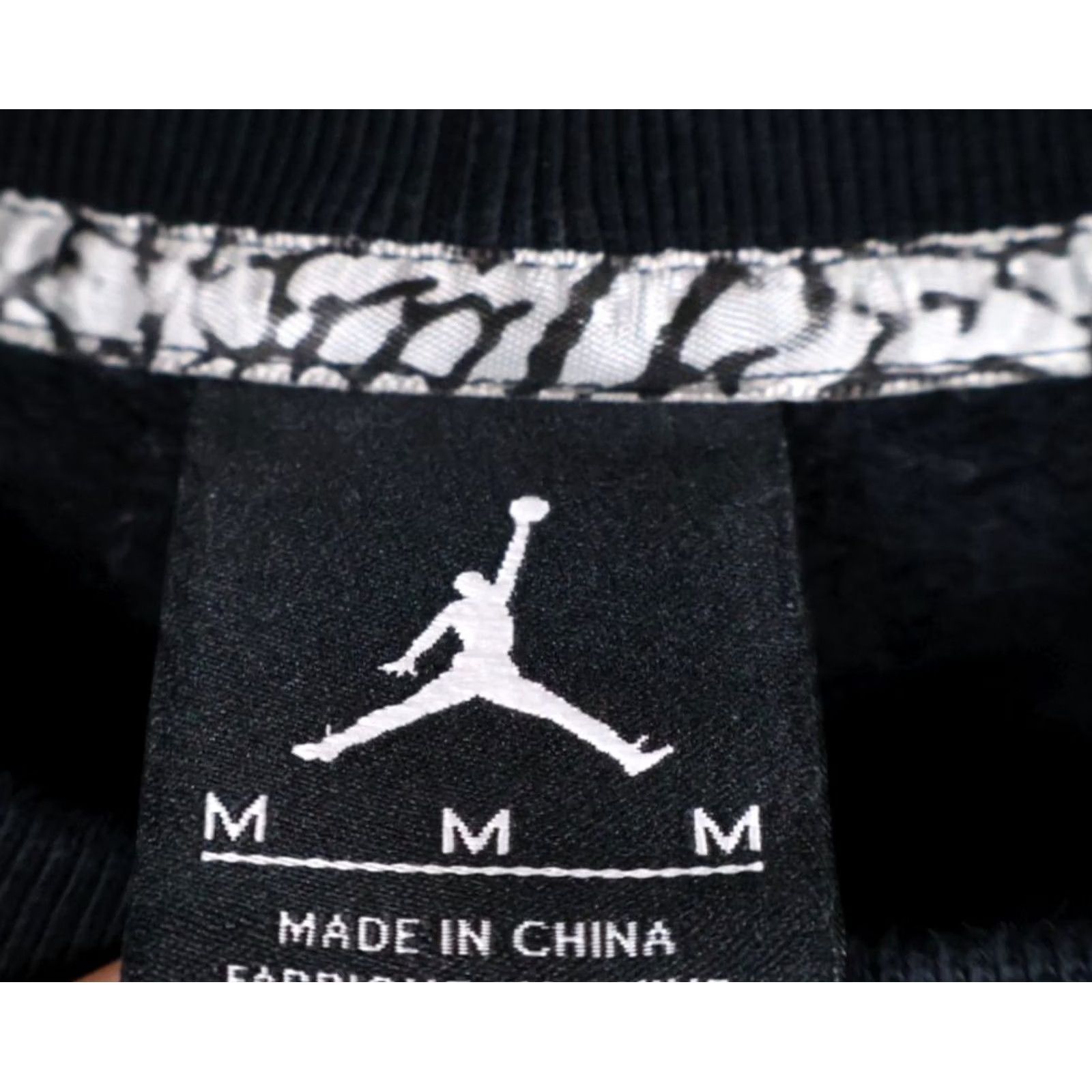 Jordan Brand Jordan Sweatshirt Men's Medium Black 90s Graphic Jumpman Nike Crewneck Pullover Size US M / EU 48-50 / 2 - 3 Thumbnail