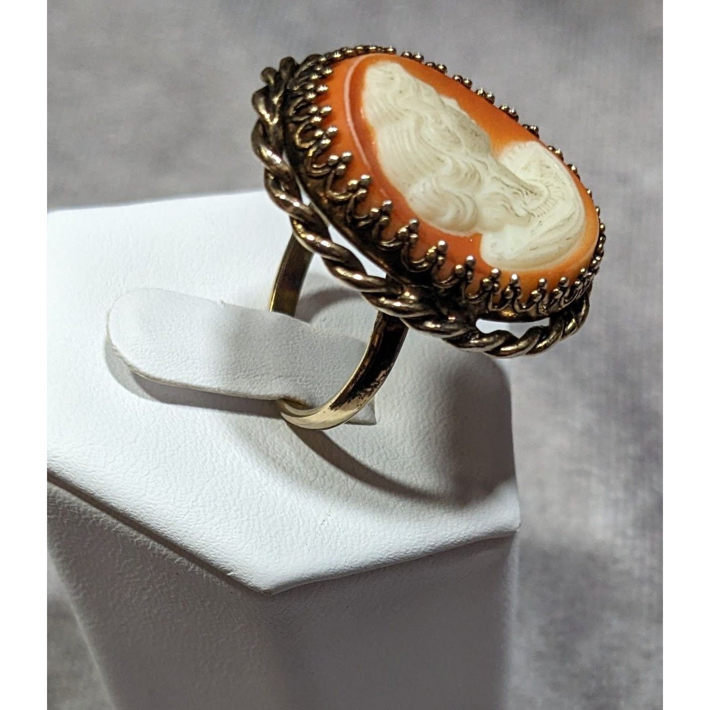 Other Vintage Cameo Ring Victorian Style Gold Tone Adjustable 7.5 Size ONE SIZE - 9 Thumbnail