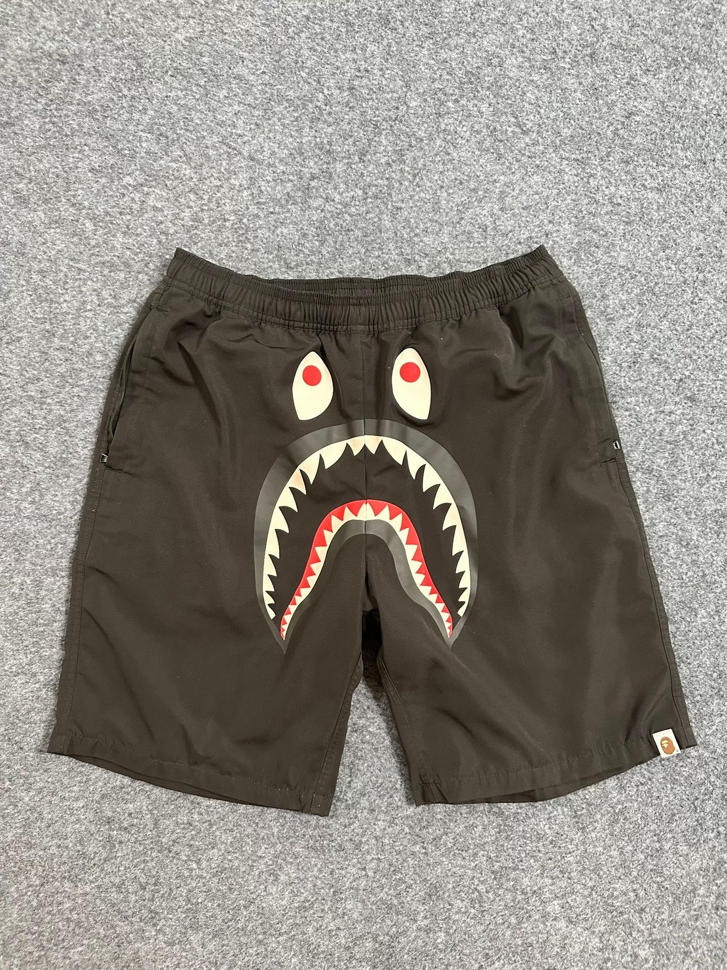 Bape Bape Multi Shark Shorts Designer Size US 34 / EU 50 - 1 Thumbnail