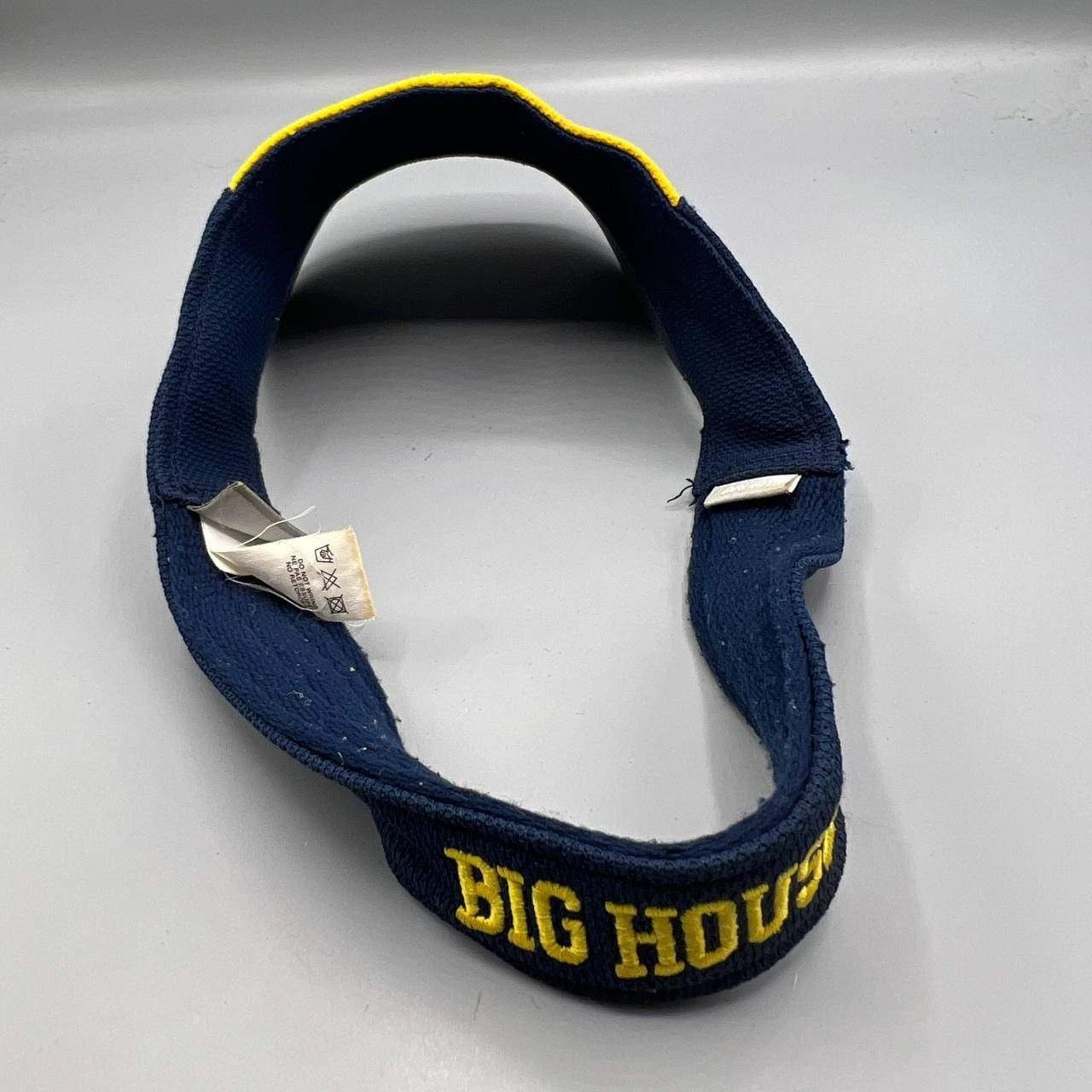 Nike Michigan Wolverines Visor Dri-Fit Hat M Embroidered Fitted Size ONE SIZE - 2 Thumbnail