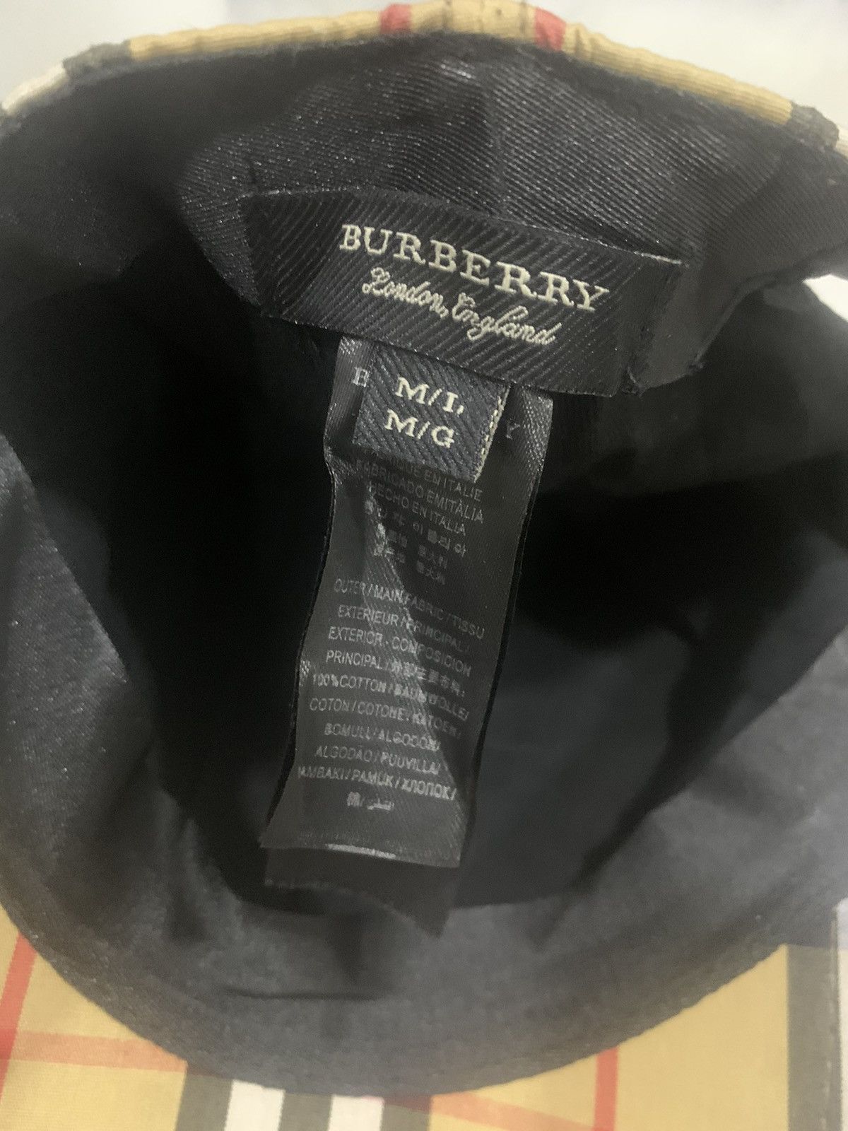 Burberry STEAL!! BURBERRY Caps Novacheck Size ONE SIZE - 8 Thumbnail