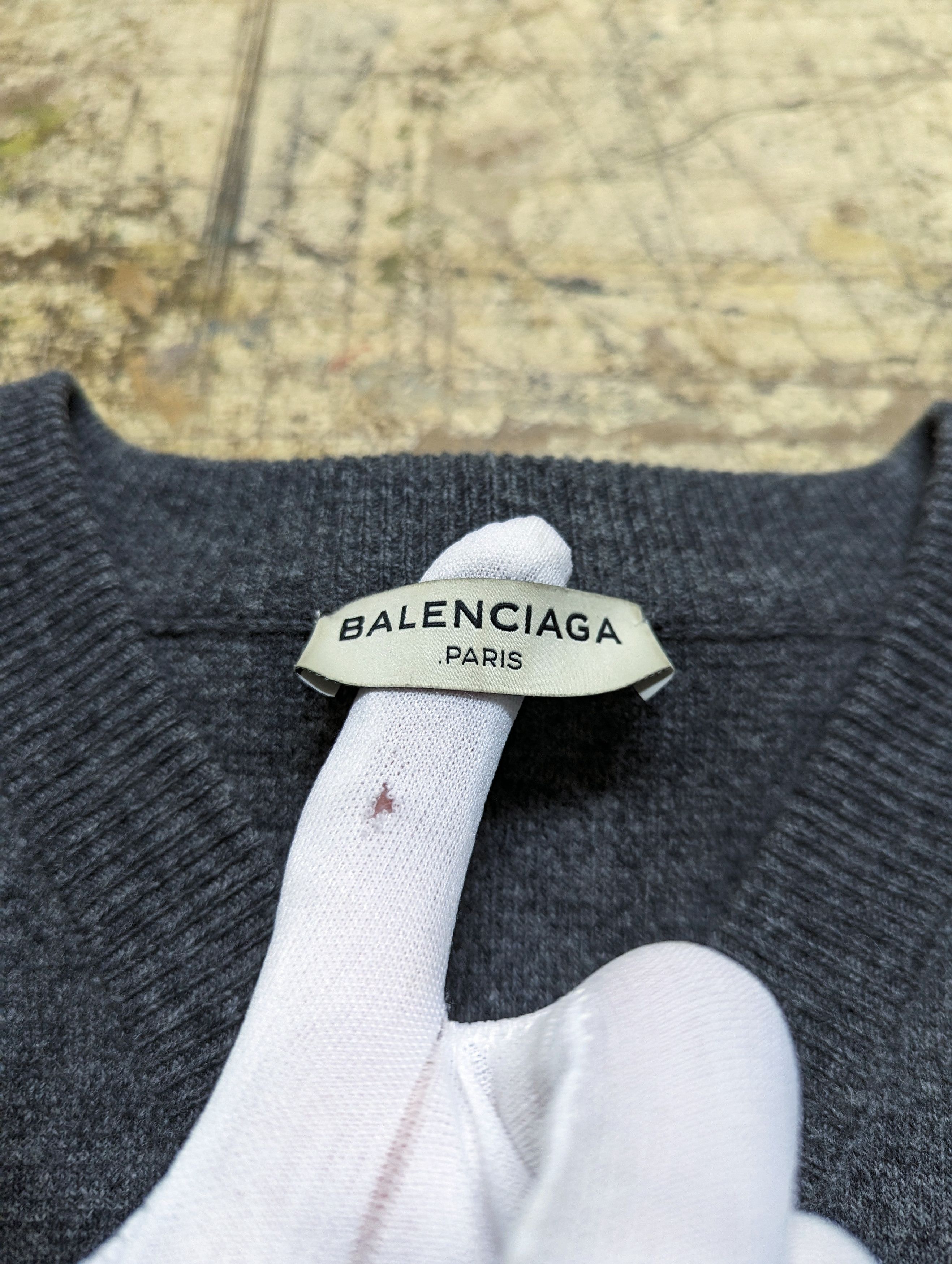 Balenciaga A/W 16 Balenciaga Paneled Details Cut Off Hem Sweater Size US M / EU 48-50 / 2 - 14 Thumbnail
