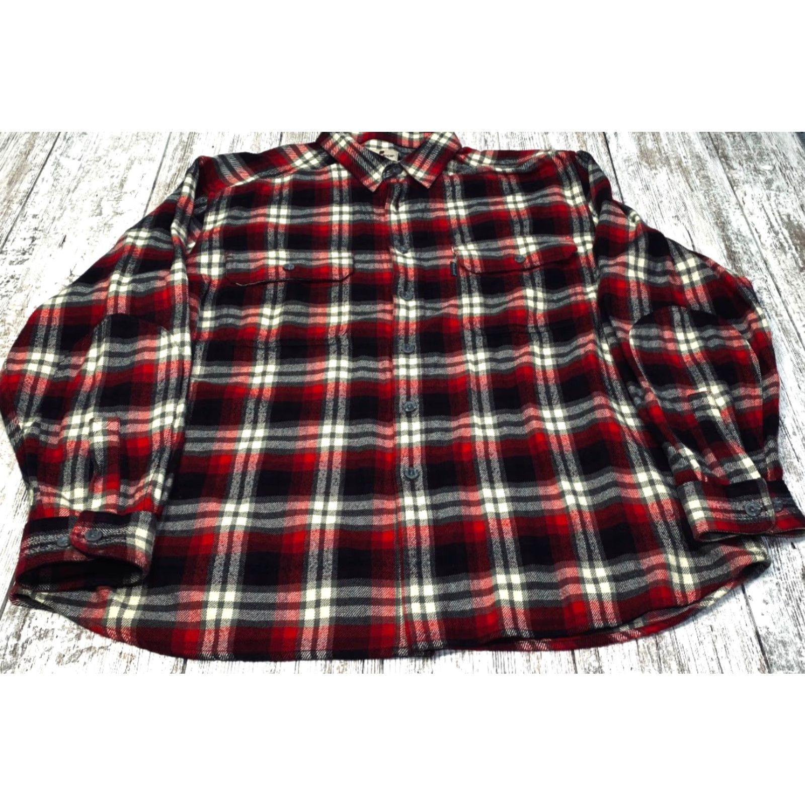Vintage Woolrich Flannel Shirt Mens 2XL Red Plaid Button Long Sleeve Cotton Heavyweight Size US XXL / EU 58 / 5 - 2 Thumbnail