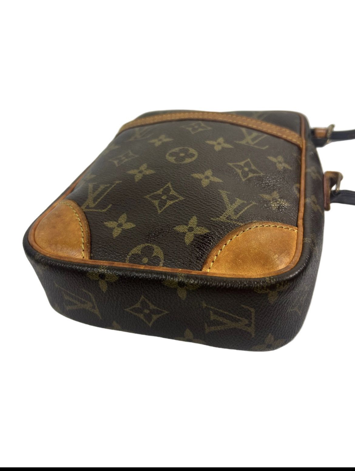 Louis Vuitton Louis Vuitton Monogram Crossbody Bag Size ONE SIZE - 3 Thumbnail