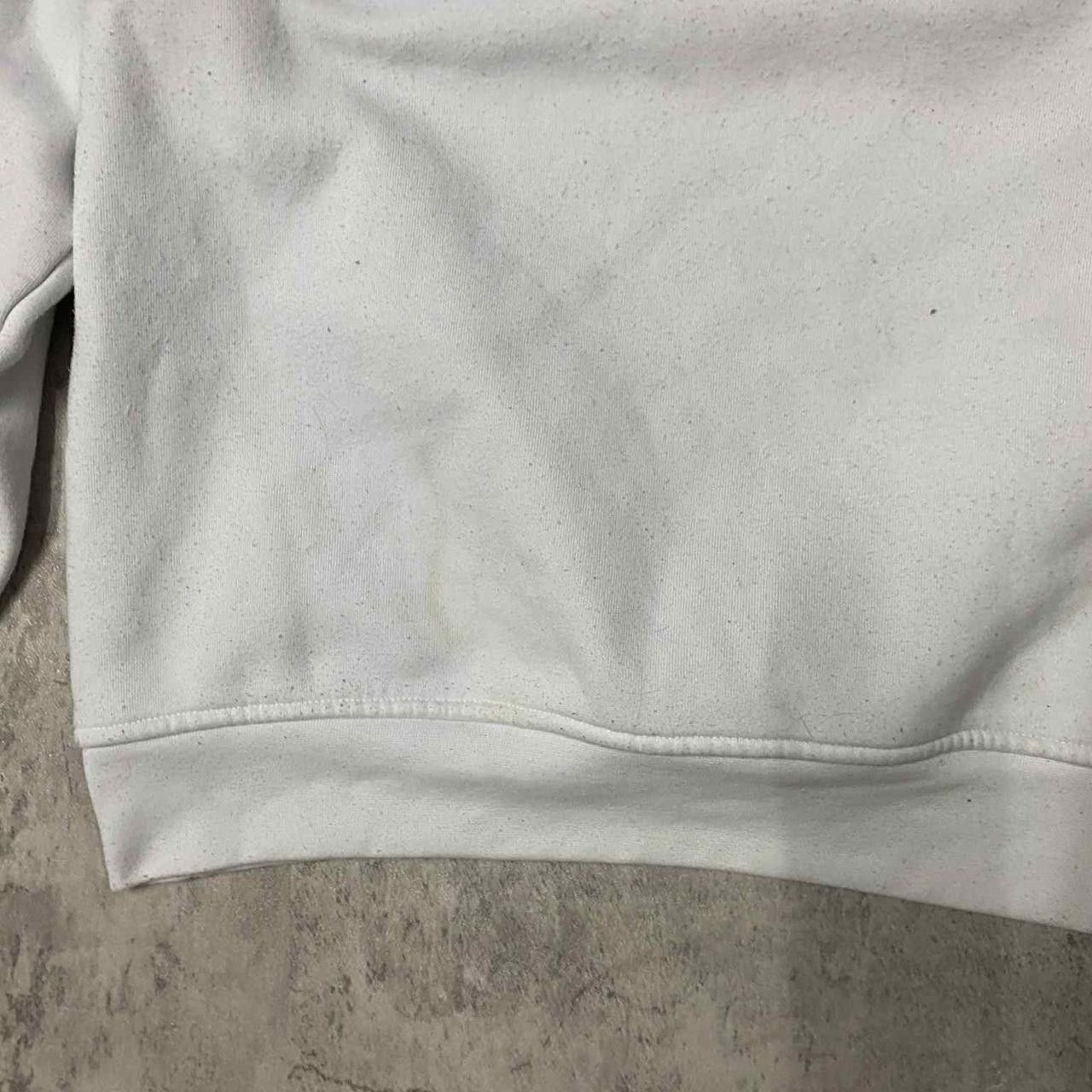 Other White and blue sweatshirt with a retro vibe Size US XL / EU 56 / 4 - 6 Thumbnail