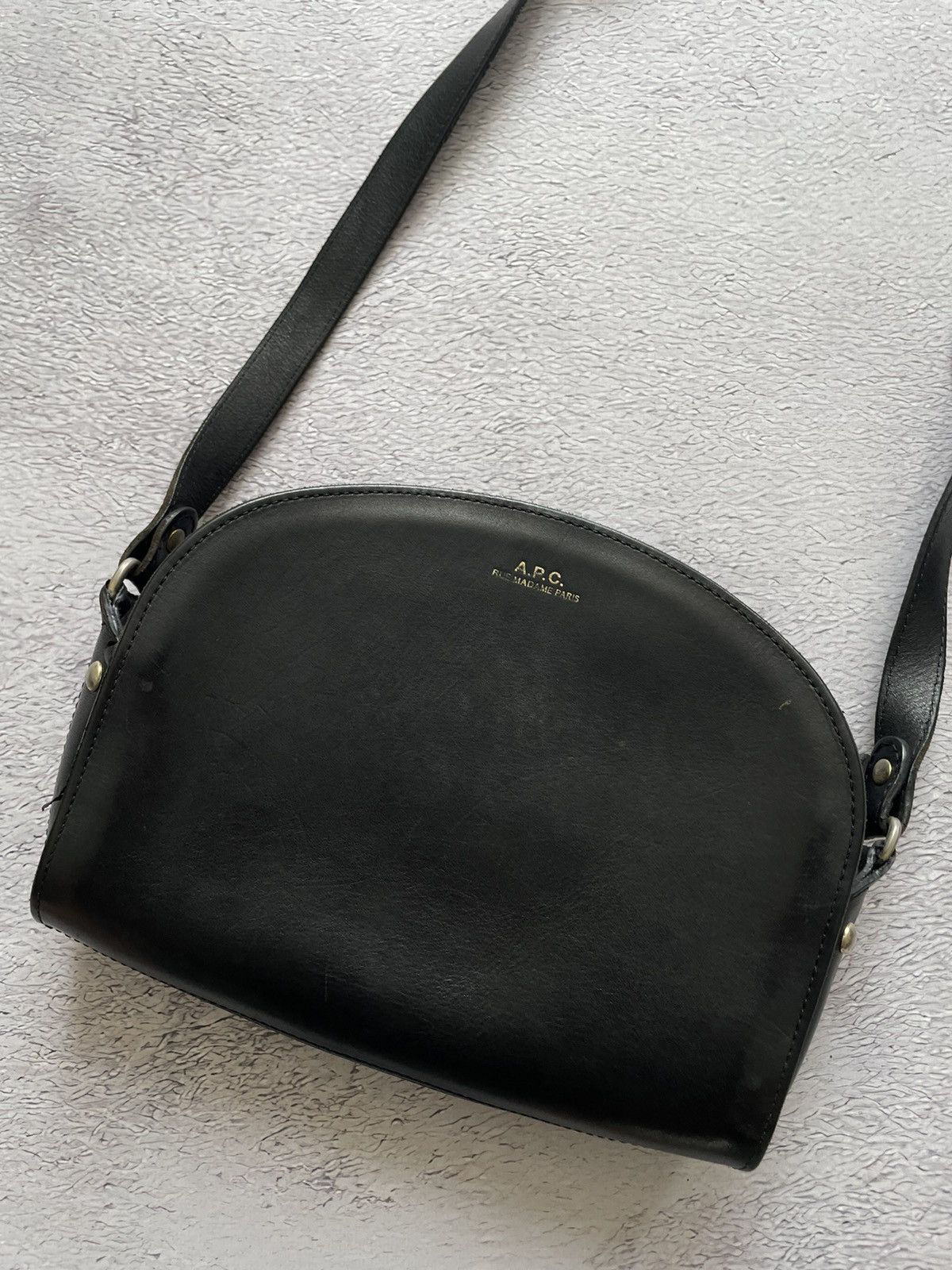 A.P.C. Luxury A.P.C Demi Lune Bag Black Leather Zipper Crossbody Size ONE SIZE - 2 Thumbnail