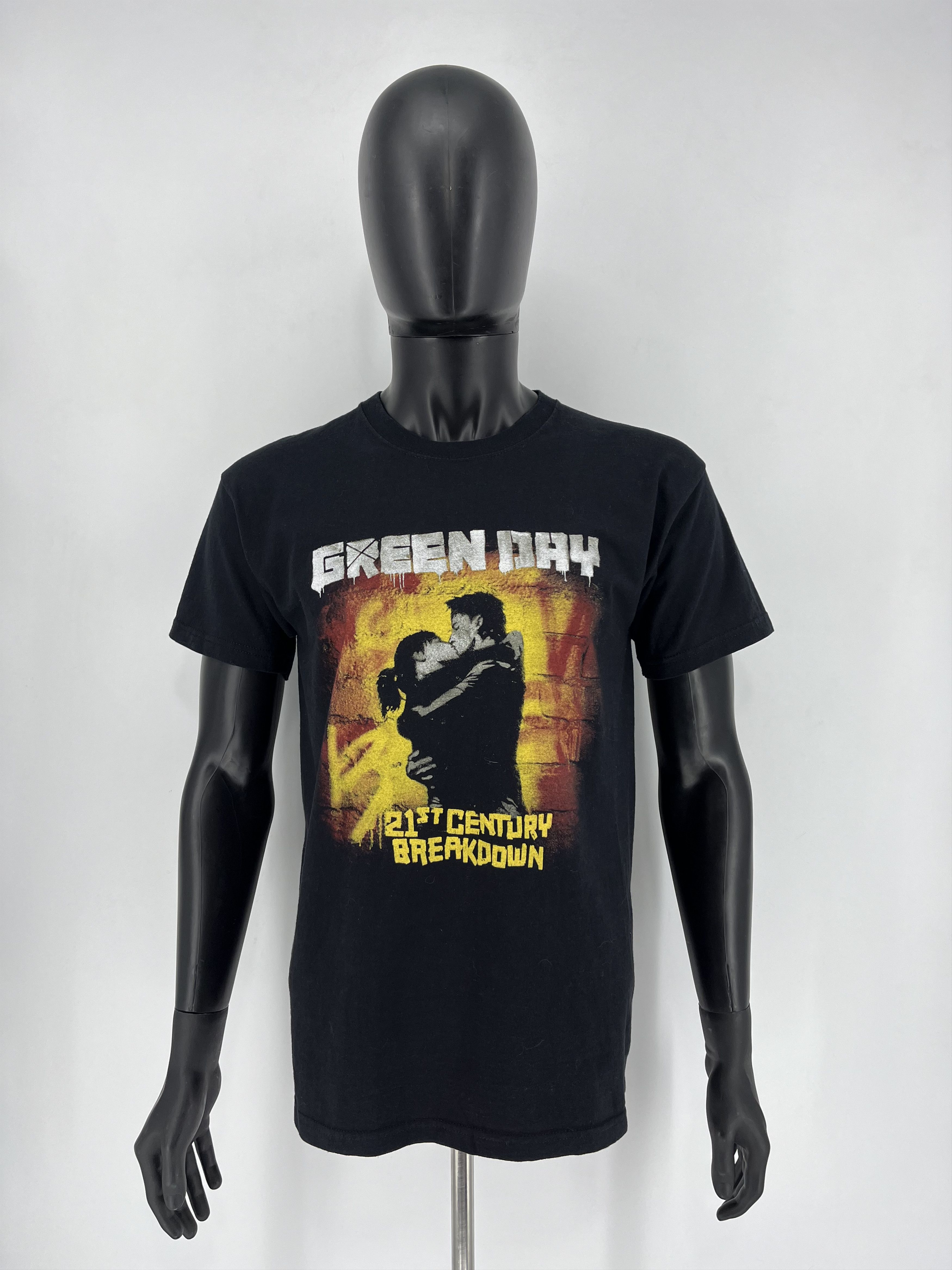 Band Tees Vintage Y2K Green Day American Idiot Tour Band Tee Size US L / EU 52-54 / 3 - 2 Thumbnail
