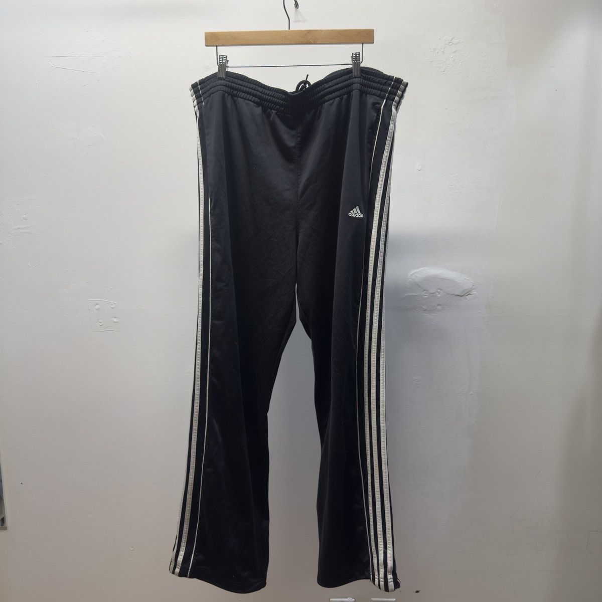 Adidas Vintage 2000s Adidas Track Pants Sweatpants Baggy Wide Leg Size US 42 / EU 58 - 1 Thumbnail