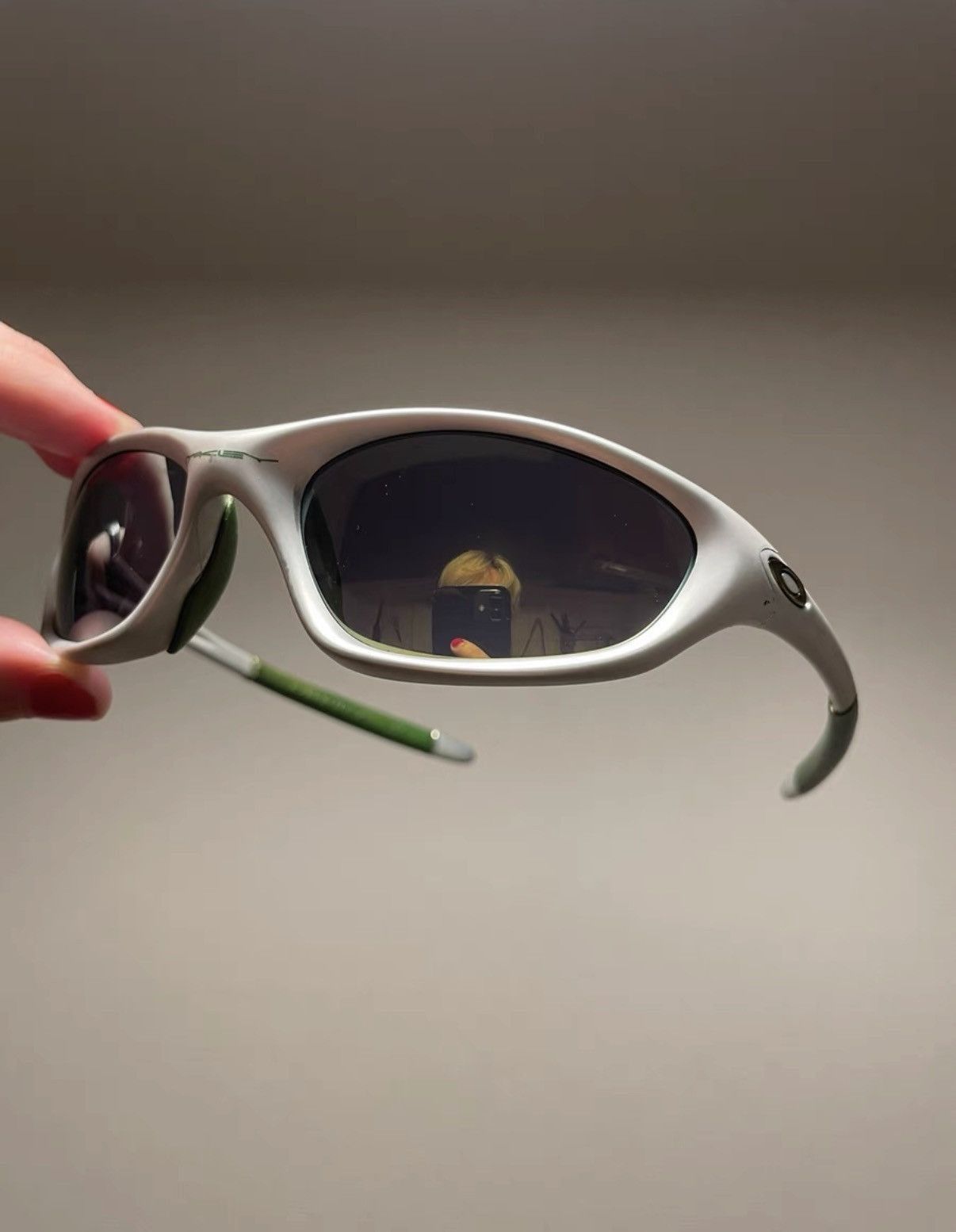 Oakley Silver Oval Frame Sunglasses Size ONE SIZE - 7 Thumbnail