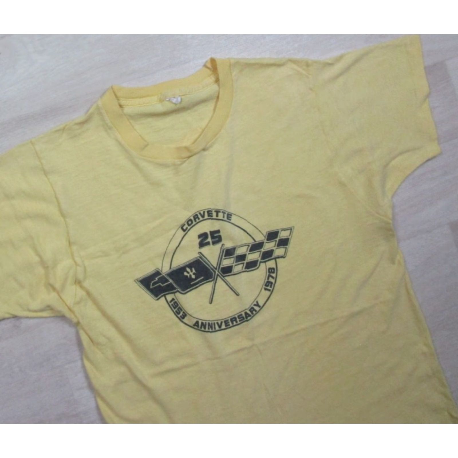 VINTAGE Corvette 25th Anniversary T Shirt Men M Yellow 1970s Graphic Tee Racing USA Chevrolet -
