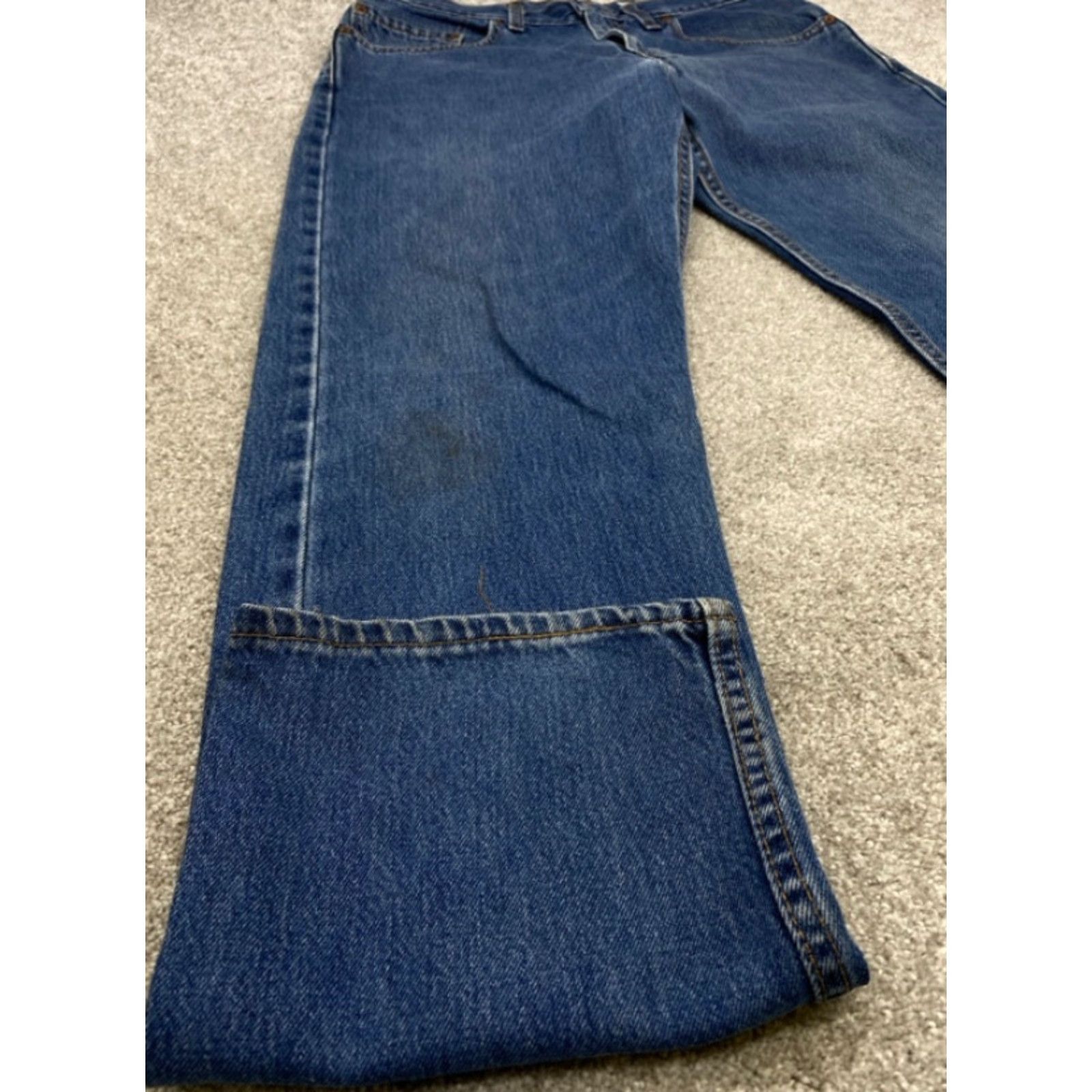 Levi's VTG Levi's 505 Jeans Men's 32x30 Blue Denim Regular Straight Distressed USA Jeans Mens 32 Blue Distressed 505 Straight Levi's 500 Series Size US 32 / EU 48 - 4 Thumbnail