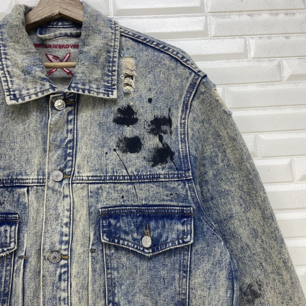 Japanese Brand Japanese Brand Distressed Denim Paint Splatter Denim Jacket Size US M / EU 48-50 / 2 - 9 Thumbnail