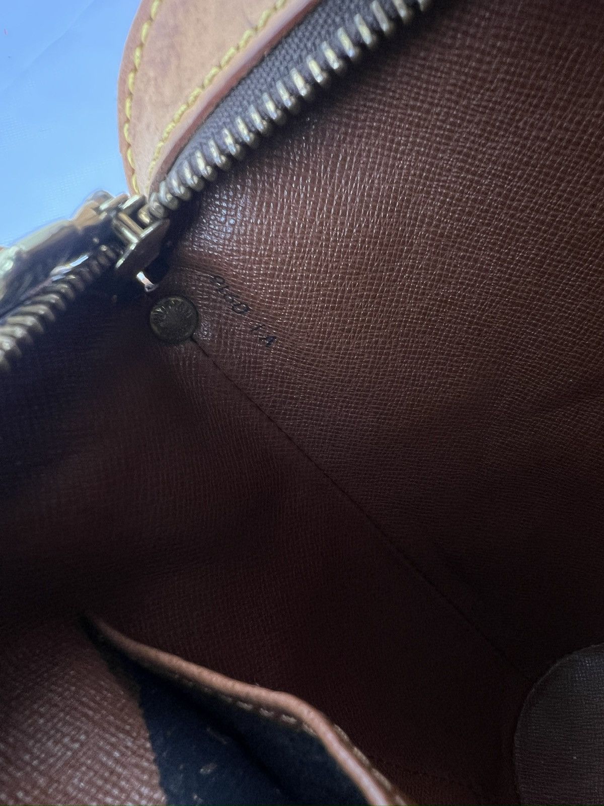 Louis Vuitton Authentic Vintage Louis Vuitton DROUOT Crossbody Bag Size ONE SIZE - 16 Thumbnail