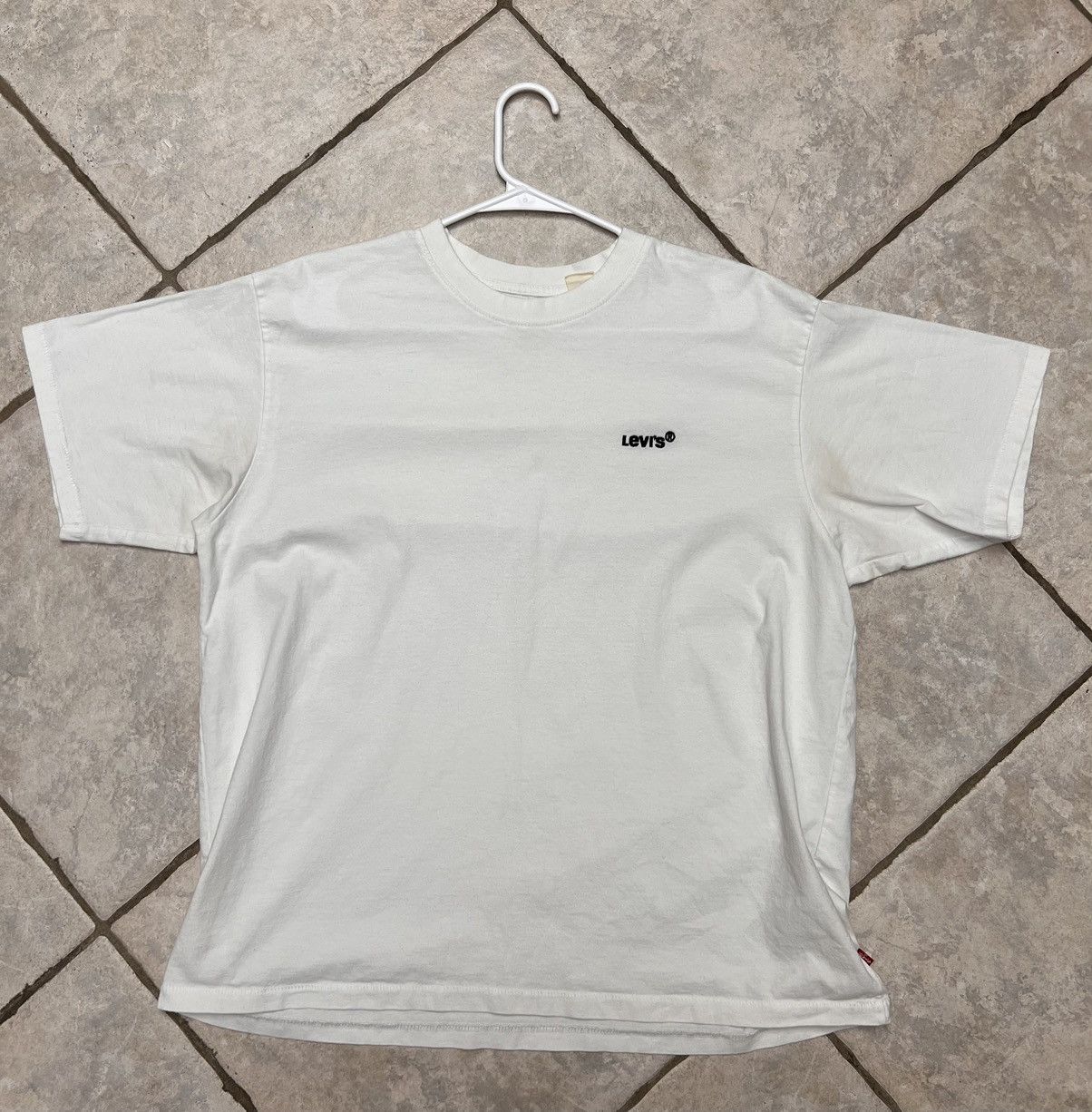 Levi's Levi's Blank White Tee Size US L / EU 52-54 / 3 - 1 Thumbnail