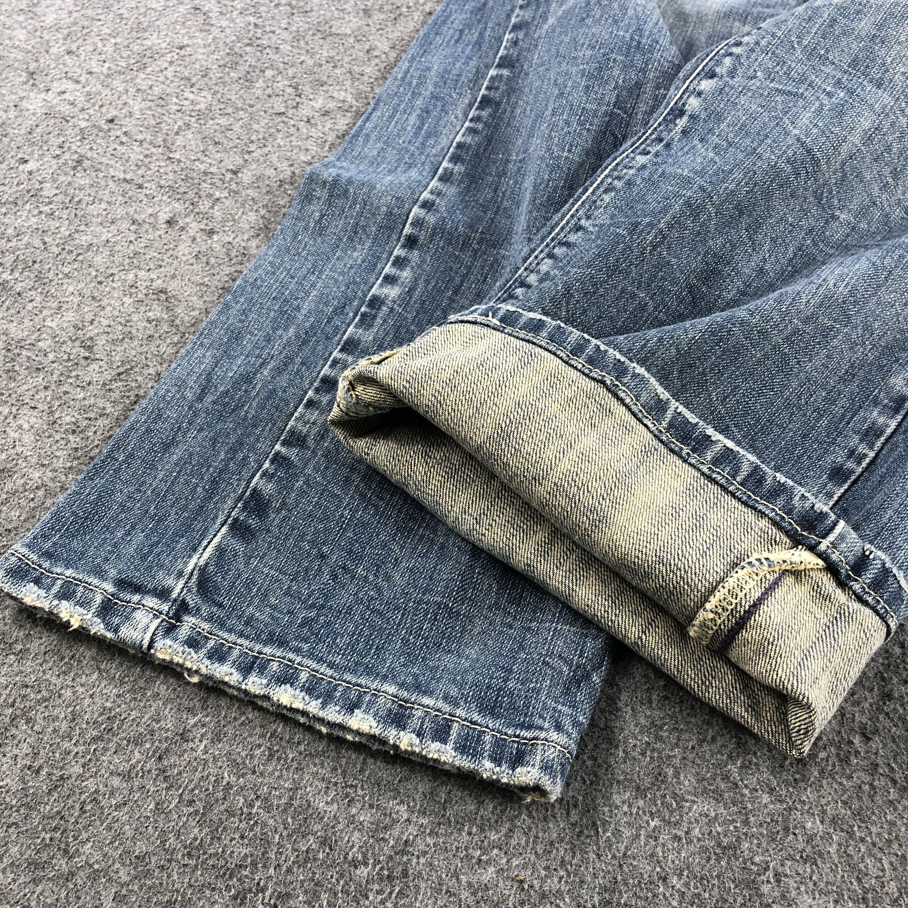 Levi's Vintage Blue Wash Levis Jeans-J2030 Size US 33 - 6 Thumbnail