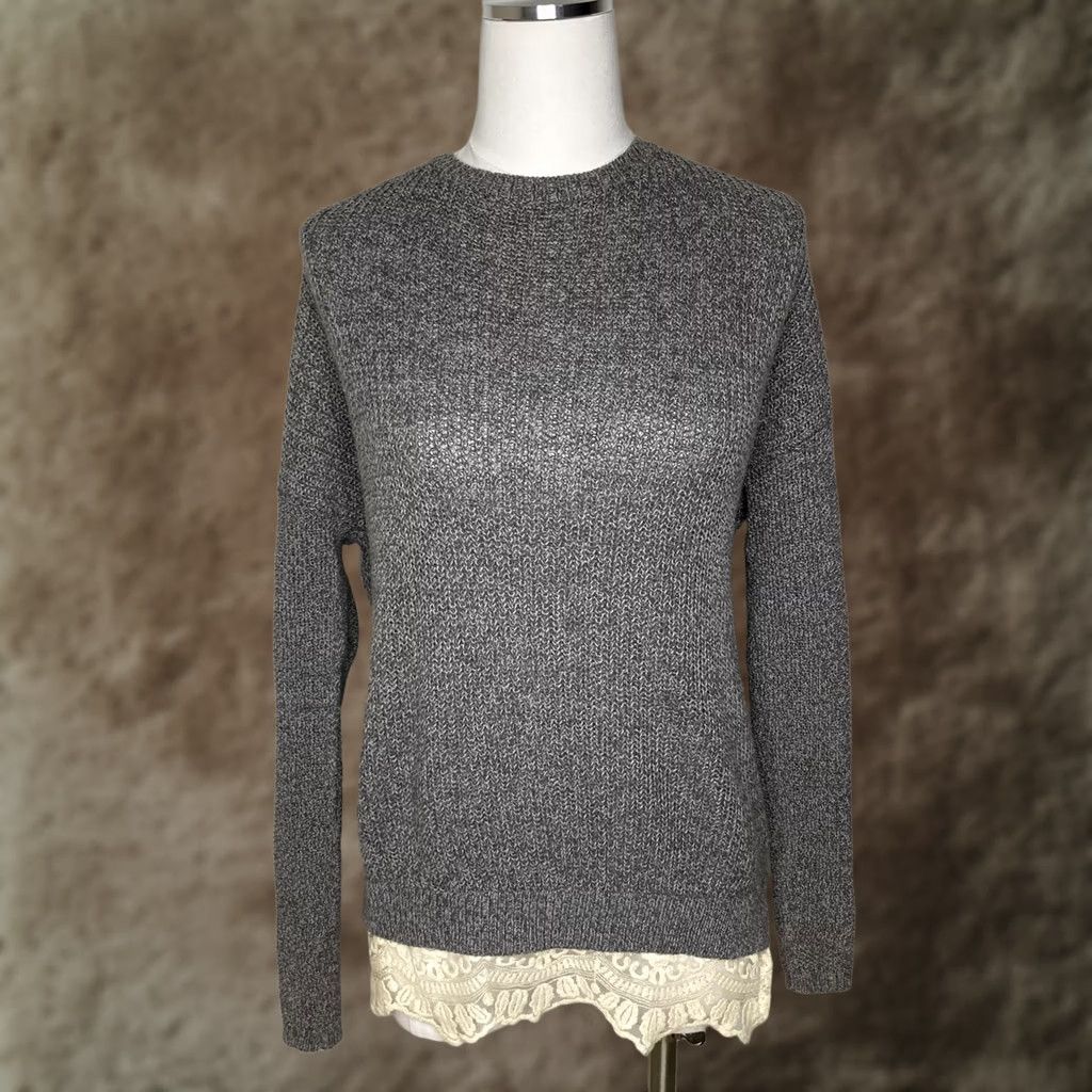 Anthropologie Anthropologie Pins and Needles Womens Gray Small Knit Lace Trim Sweater Tunic Size S / US 4 / IT 40 - 1 Thumbnail