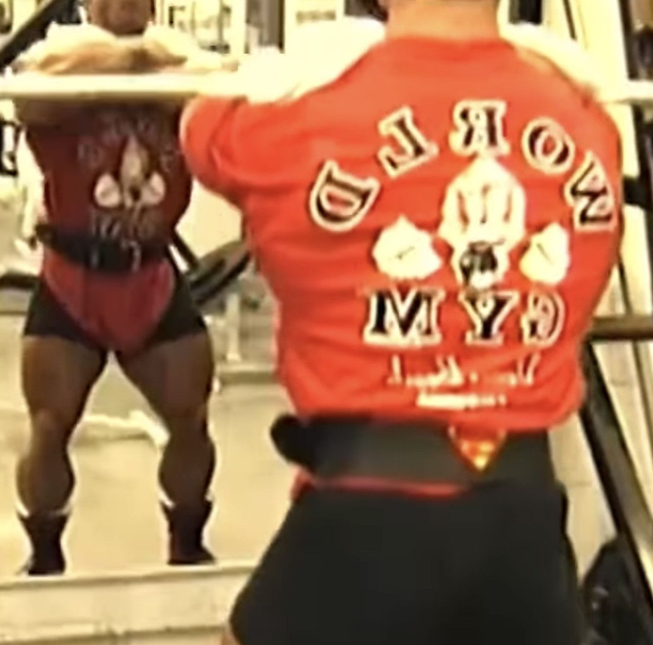 Vintage *RARE* VINTAGE 1999 90s WORLD GYM T-SHIRT LEE PRIEST Size US XL / EU 56 / 4 - 4 Thumbnail