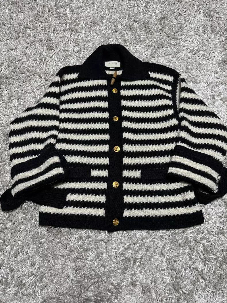 Gucci Gucci Xiao Zhan's same sweater jacket 2502-Nextarrow Size US XS / EU 42 / 0 - 1 Thumbnail