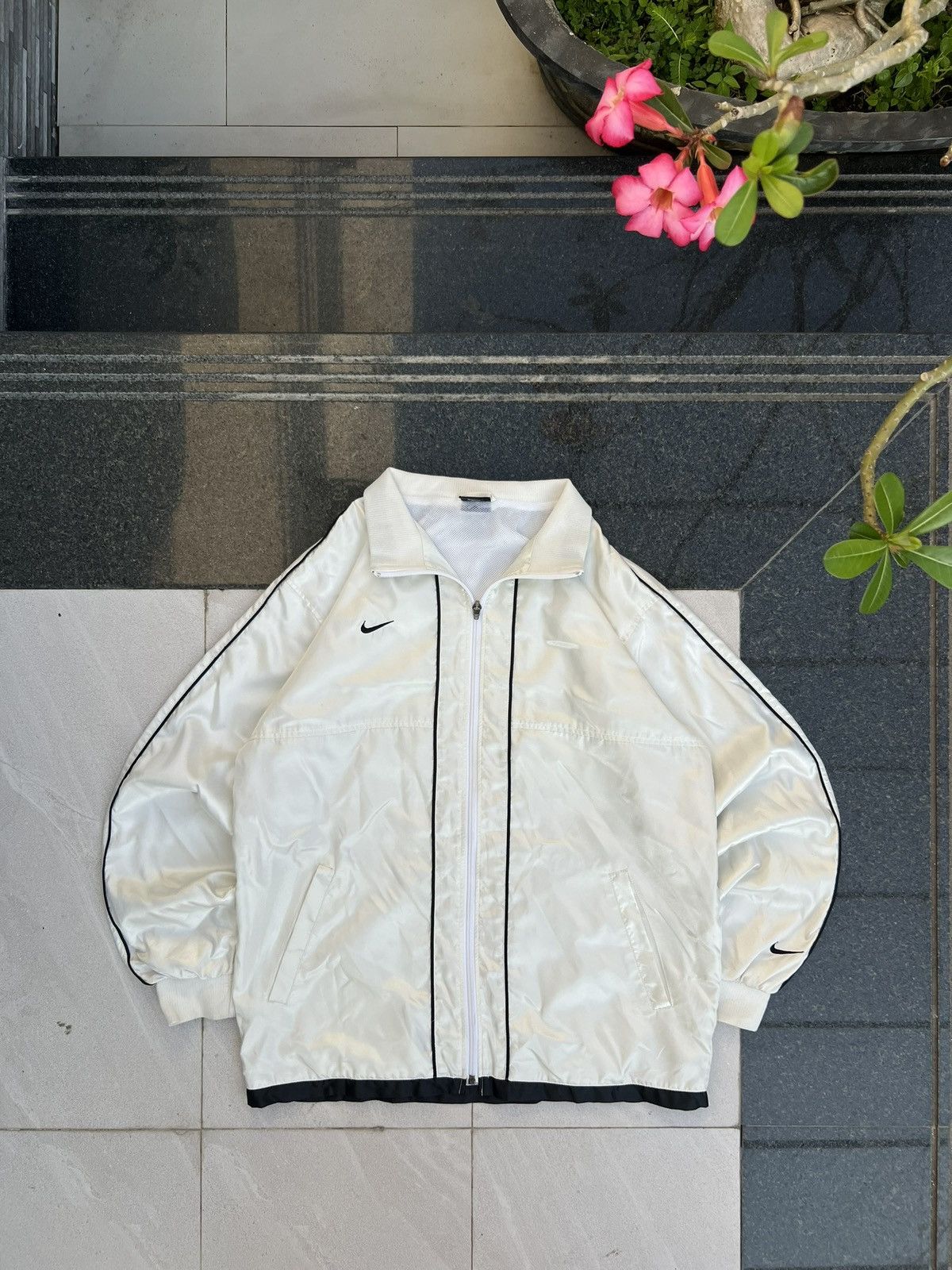 Nike 90s Nike Double Swoosh Vintage Y2K Windbreaker Retro Jacket Size US M / EU 48-50 / 2 - 1 Thumbnail