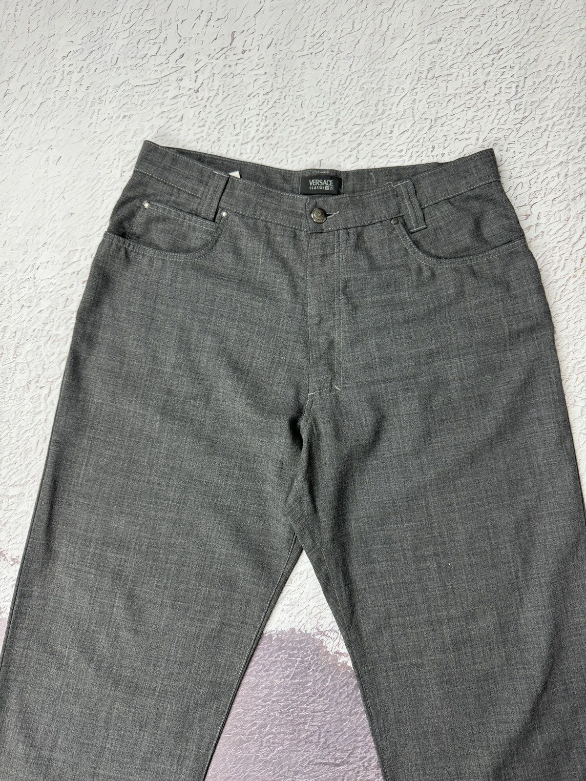 Versace Versace Classic V2 vintage grey wool casual pants logo Size US 32 / EU 48 - 5 Thumbnail