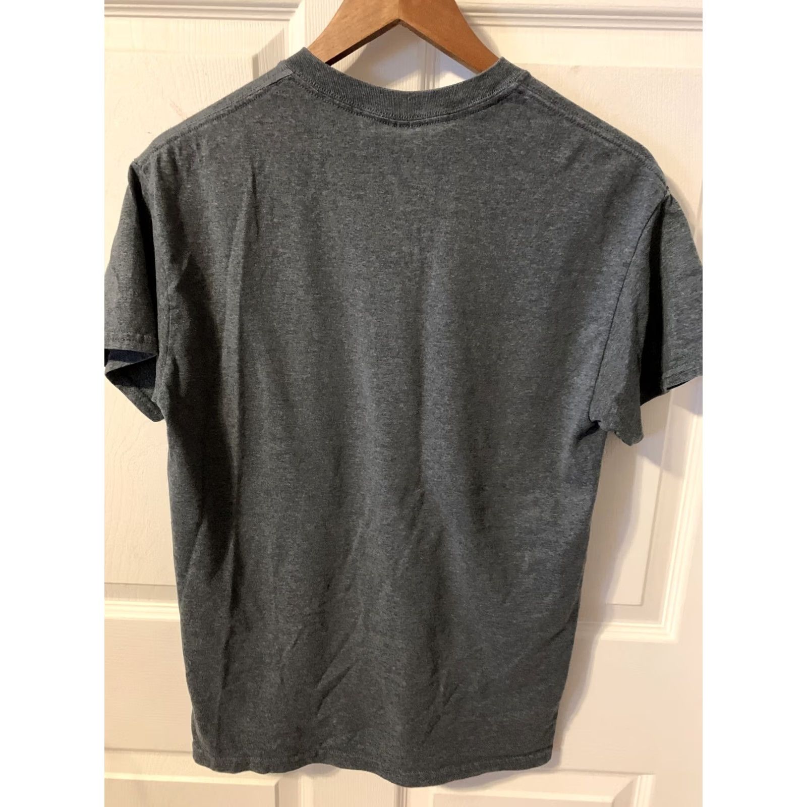 Gildan VINTAGE Gas Monket Garage Gray Mens Short Sleeve T Shirt SZ M #1085 Size US M / EU 48-50 / 2 - 5 Thumbnail