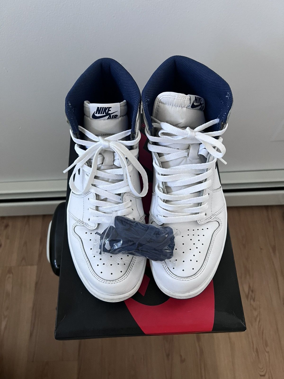 Nike Air Jordan 1 “Metallic Navy” (2017) Size US 10.5 / EU 43-44 - 5 Thumbnail