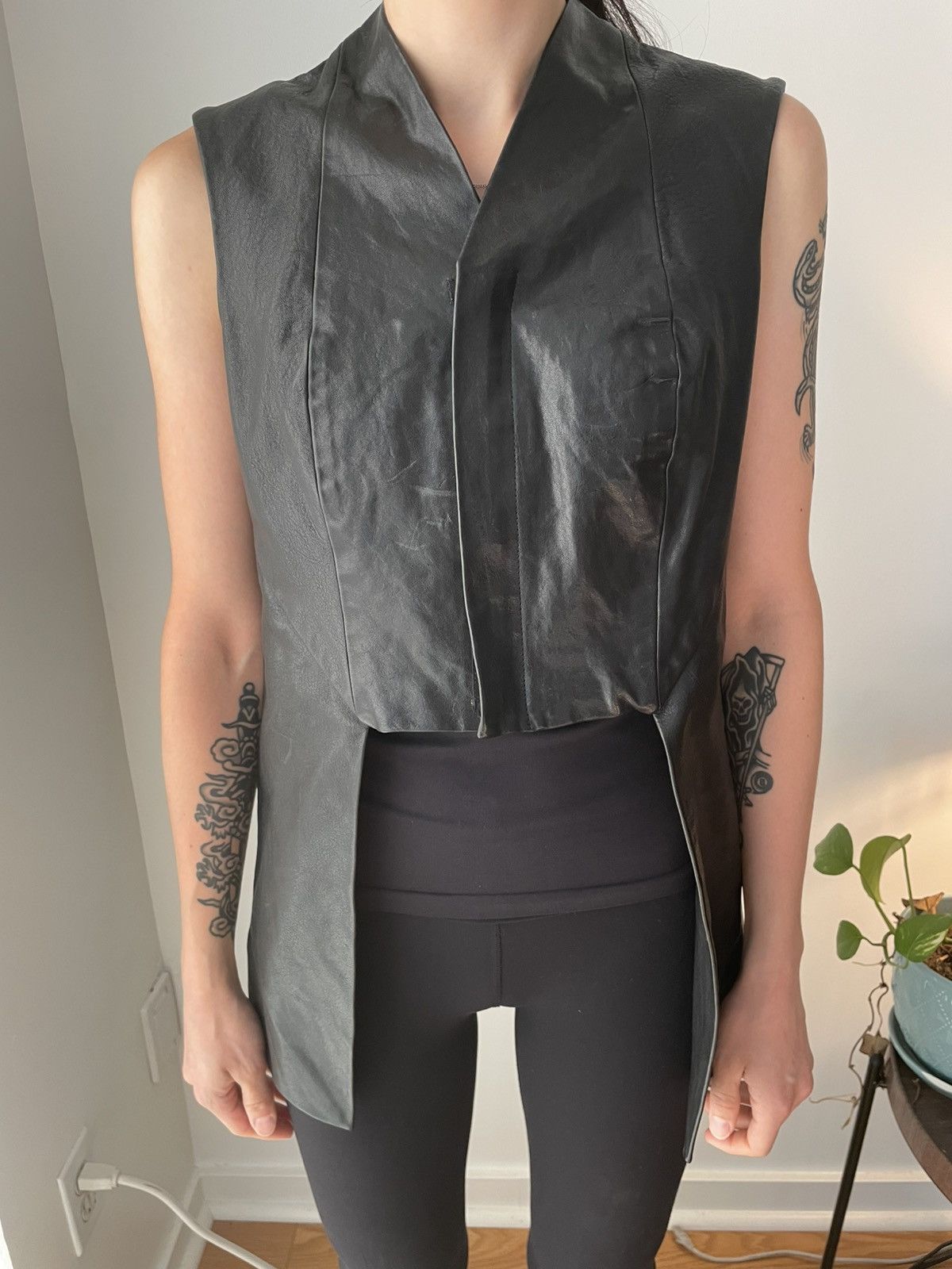 Rick Owens Rick Owens SS11 Anthem Leather Vest Size XS / US 0-2 / IT 36-38 - 4 Thumbnail