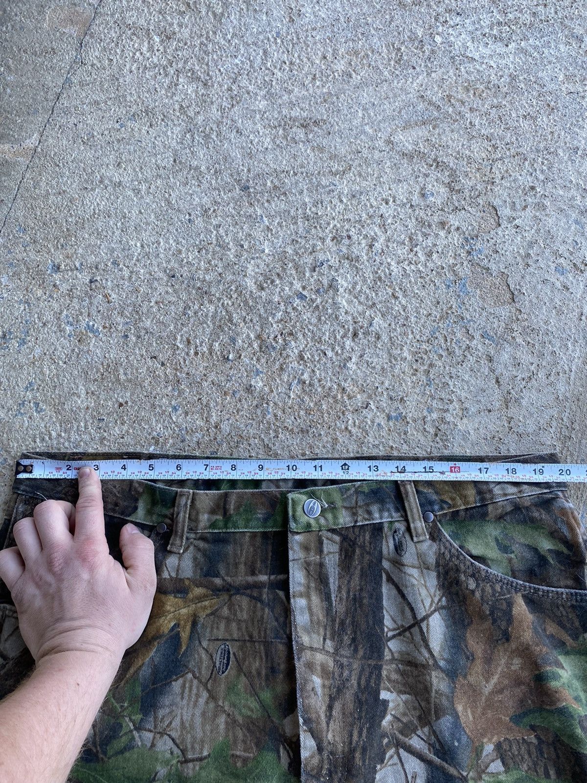 Realtree × Vintage × Wrangler Vintage Y2K Wrangler Realtree Camo Carhartt Pants W40xL25 Size US 40 / EU 56 - 10 Thumbnail