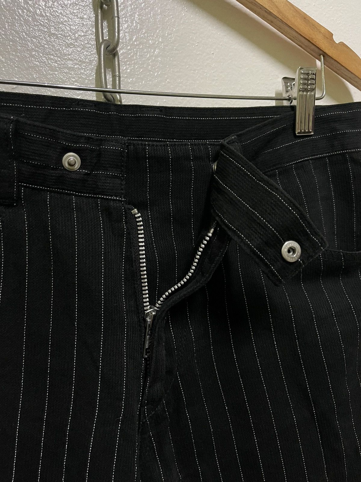Katharine Hamnett London Hamnett Striped Pants Legs Zipper Japan Size US 30 / EU 46 - 8 Thumbnail