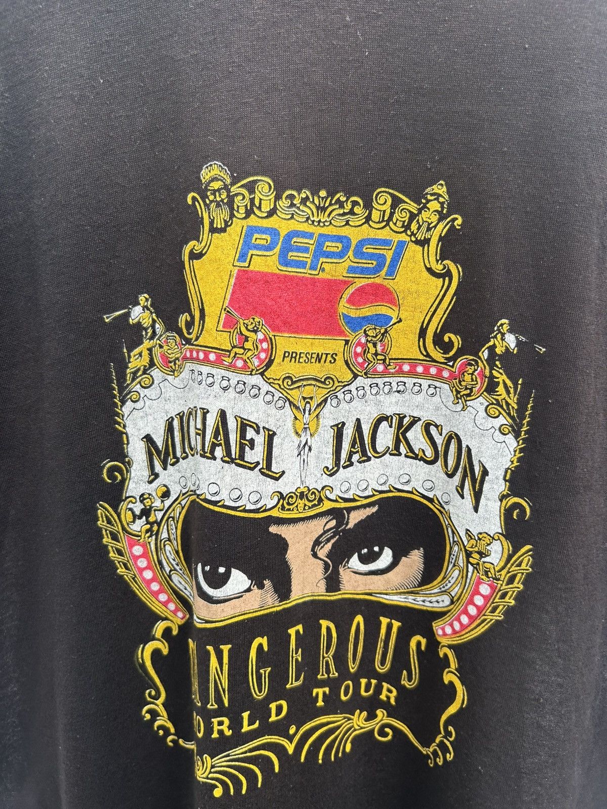 Band Tees Rare Vintage Michael Jackson Pepsi Dangerous Tour 1980 Size US L / EU 52-54 / 3 - 6 Thumbnail