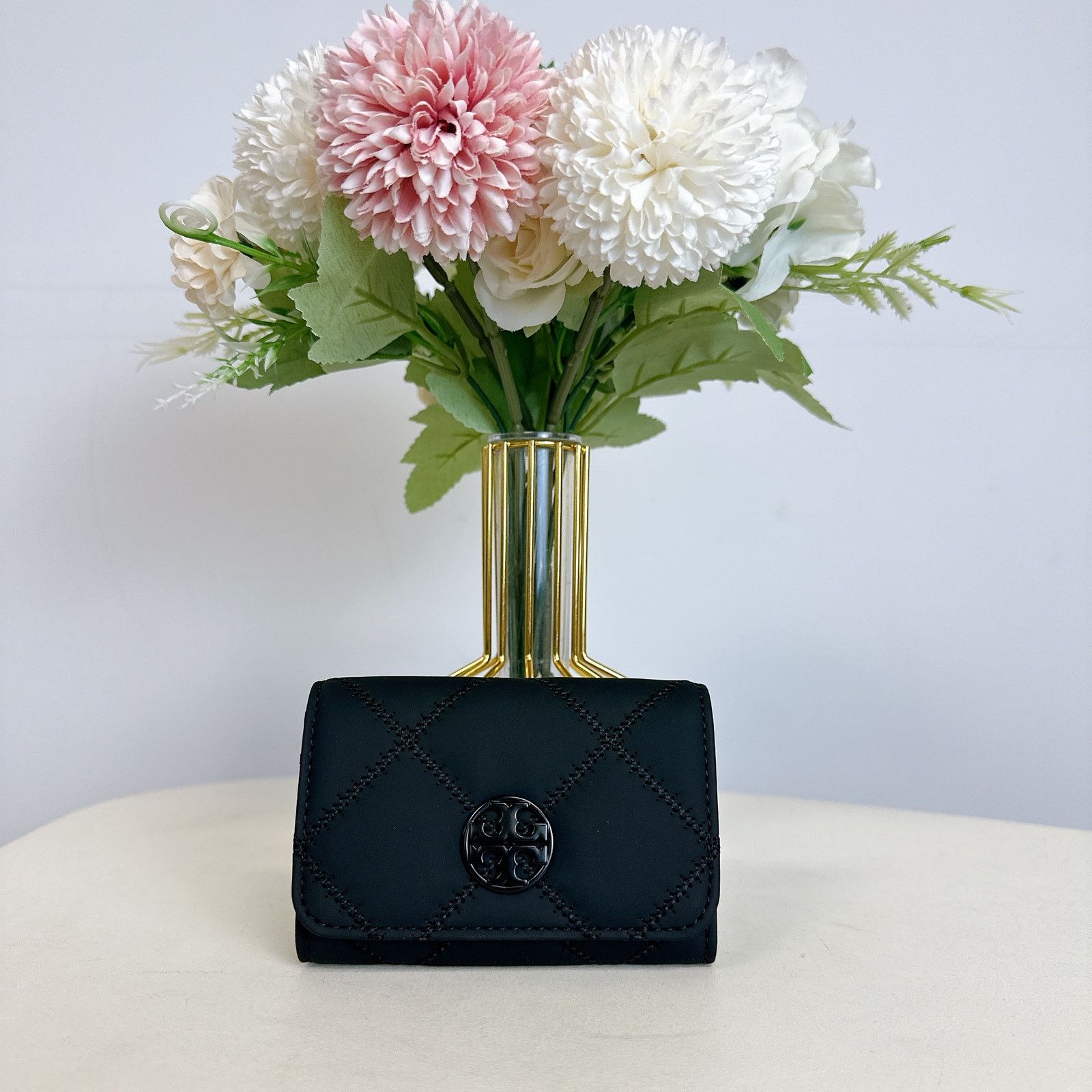 Tory Burch Tory Burch 150057 WILLA MATTE CARD CASE IN BLACK Size ONE SIZE - 1 Thumbnail