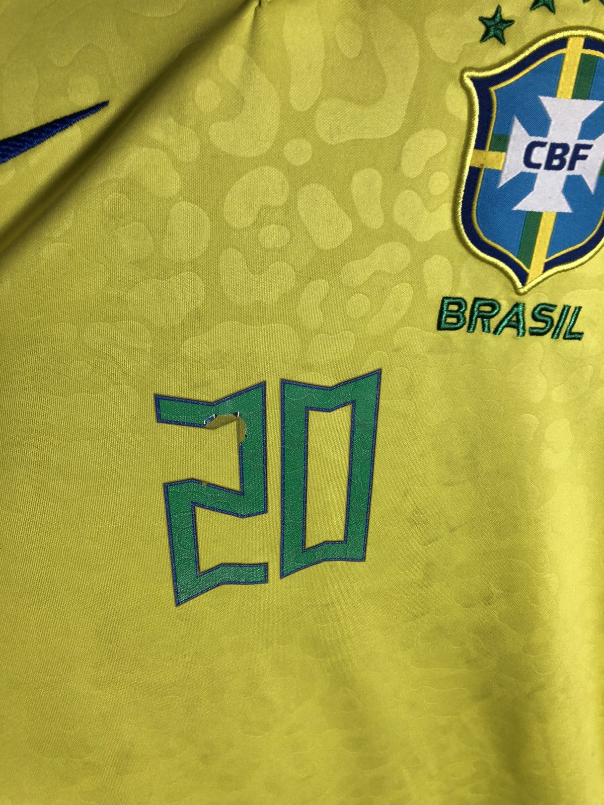 Other VERY RARE NIKE BRAZIL VINI JR SOCCER JERSEY RETRO Y2K 90s Size US M / EU 48-50 / 2 - 4 Thumbnail
