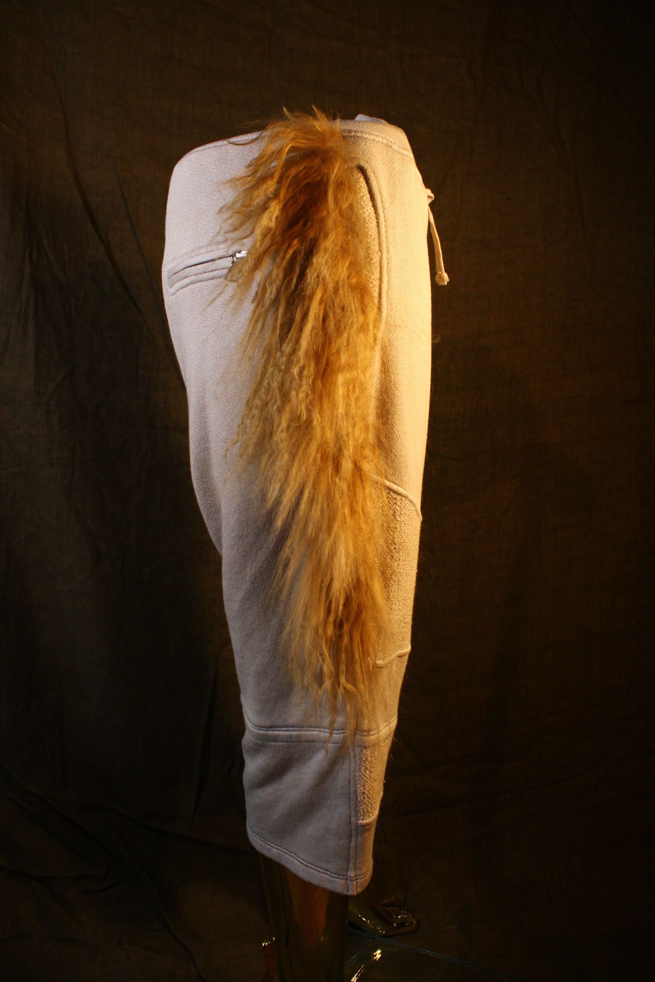Other Custom-made Natural-Fabric Joggers with real mongolian fur Size US 32 / EU 48 - 7 Thumbnail