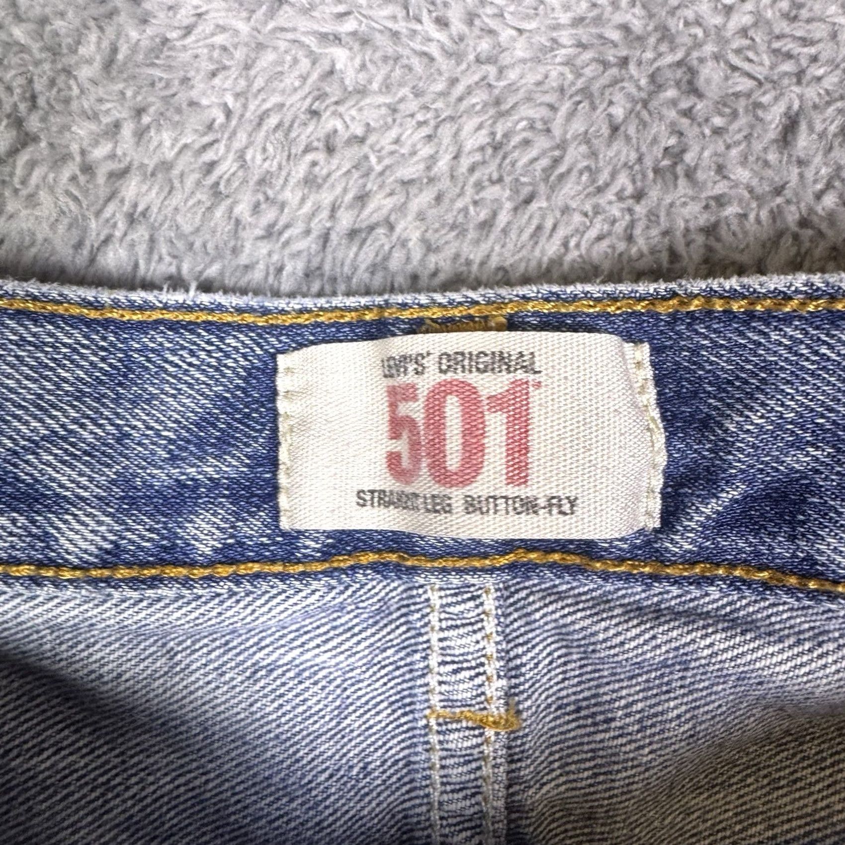 Levi's VINTAGE Levi's 501 XX Jeans Mens 34x32 Lightwash Button Fly 90s Grunge Y2K Denim Blue Regular 5-Pocket Mens Size US 36 / EU 52 - 6 Thumbnail