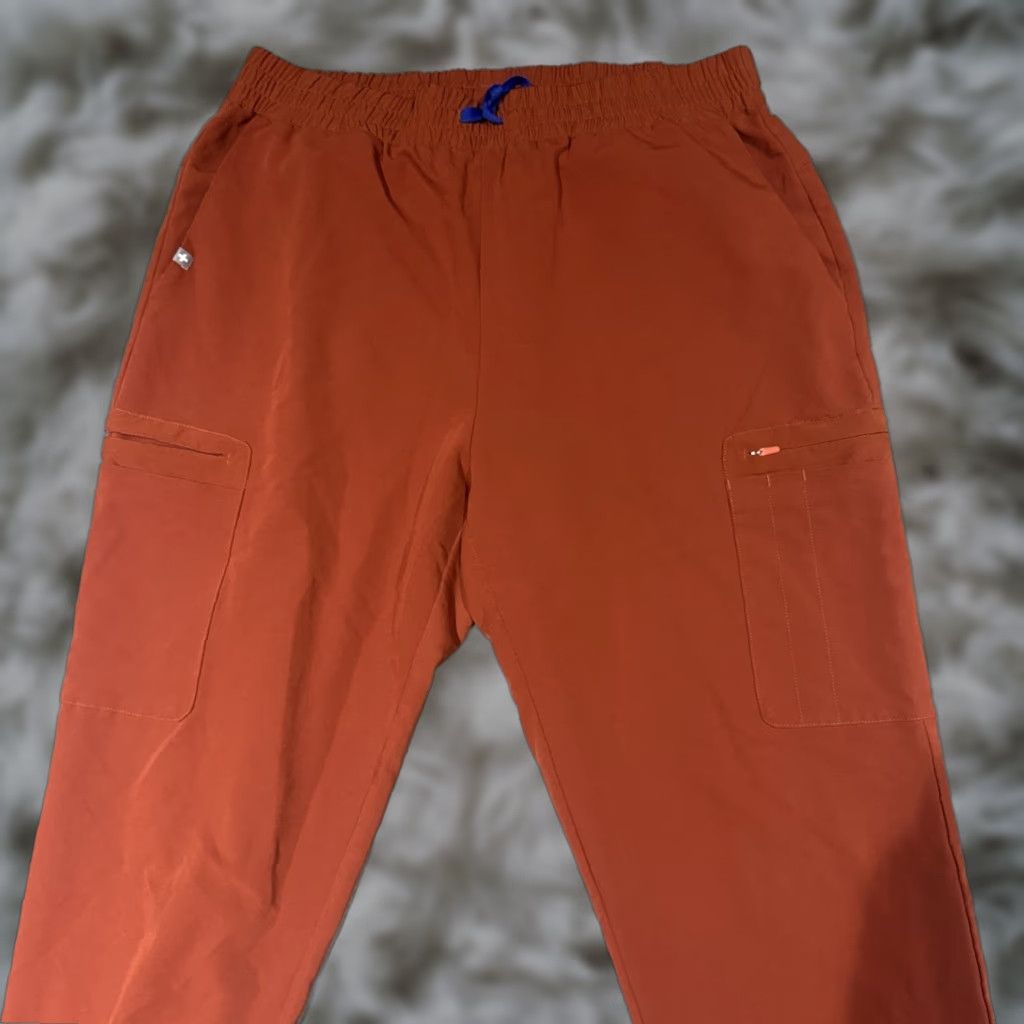 Vintage FIGS Zamora Jogger Scrub Pants Womens XXL Workwear High Waisted Orange Solid Polyester Pants Size 40" / US 18 - 1 Thumbnail