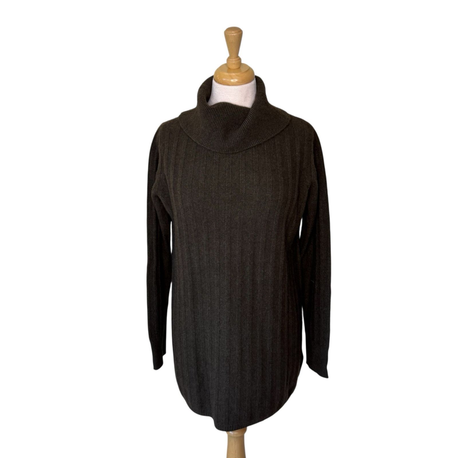 TWO DANES Yak & Merino Wool Ribbed Tunic Turtleneck Sweater