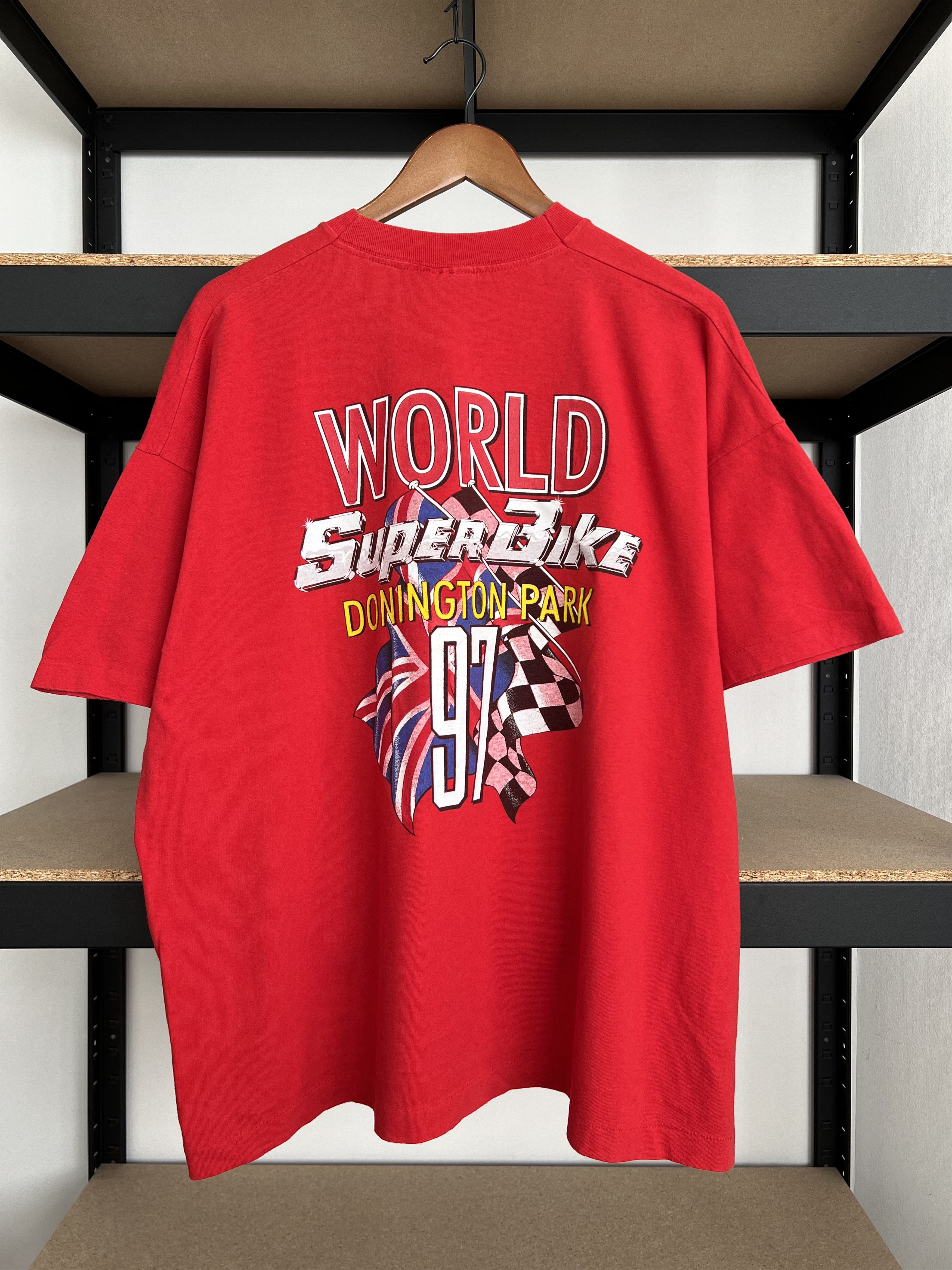 Vintage Vintage 1997 Ducati 916 Superbike GP Moto Racing Red T-shirt Size US XXL / EU 58 / 5 - 2 Thumbnail