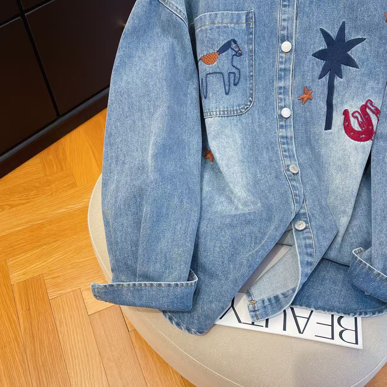 Vintage Embroidered Denim Shirt: A Retro, Youthful Look Size US L / EU 52-54 / 3 - 2 Thumbnail