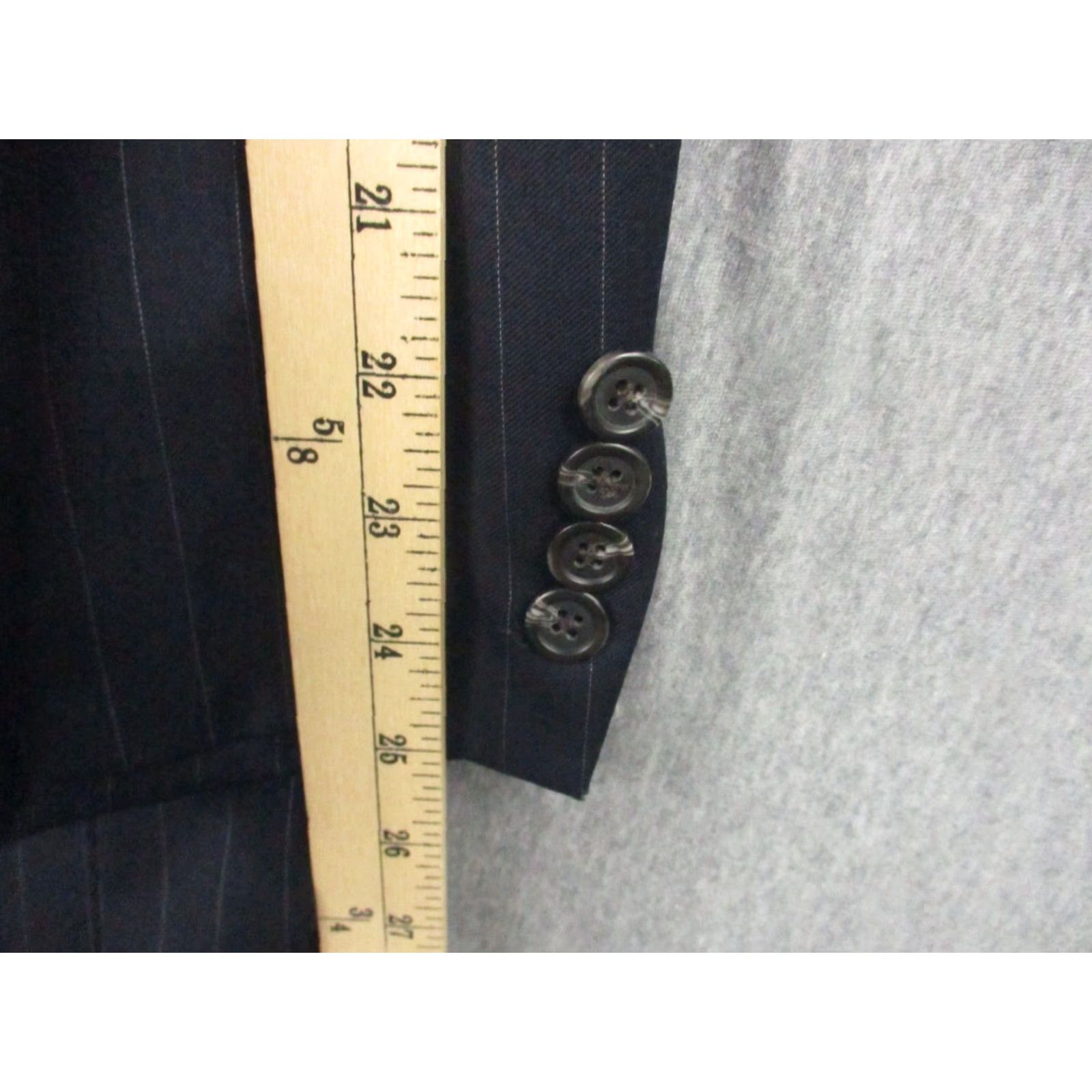 Ralph Lauren LAUREN RALPH LAUREN Wool Blazer Gray Striped 42 R Sport Jacket Size 42R - 5 Thumbnail