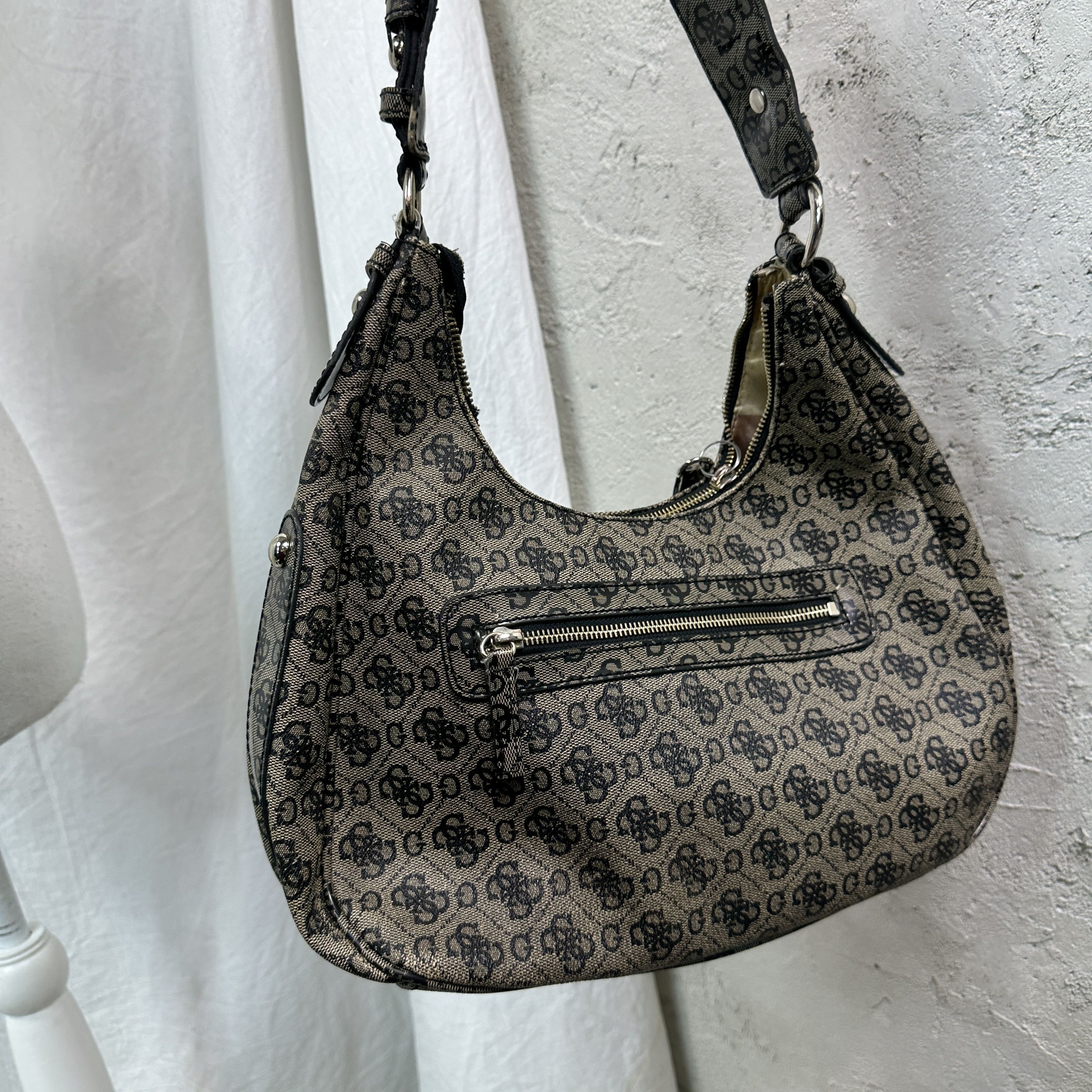 Guess Vintage Avant Garde Guess Monogram Buckled Hobo Bag Y2K Size ONE SIZE - 7 Thumbnail