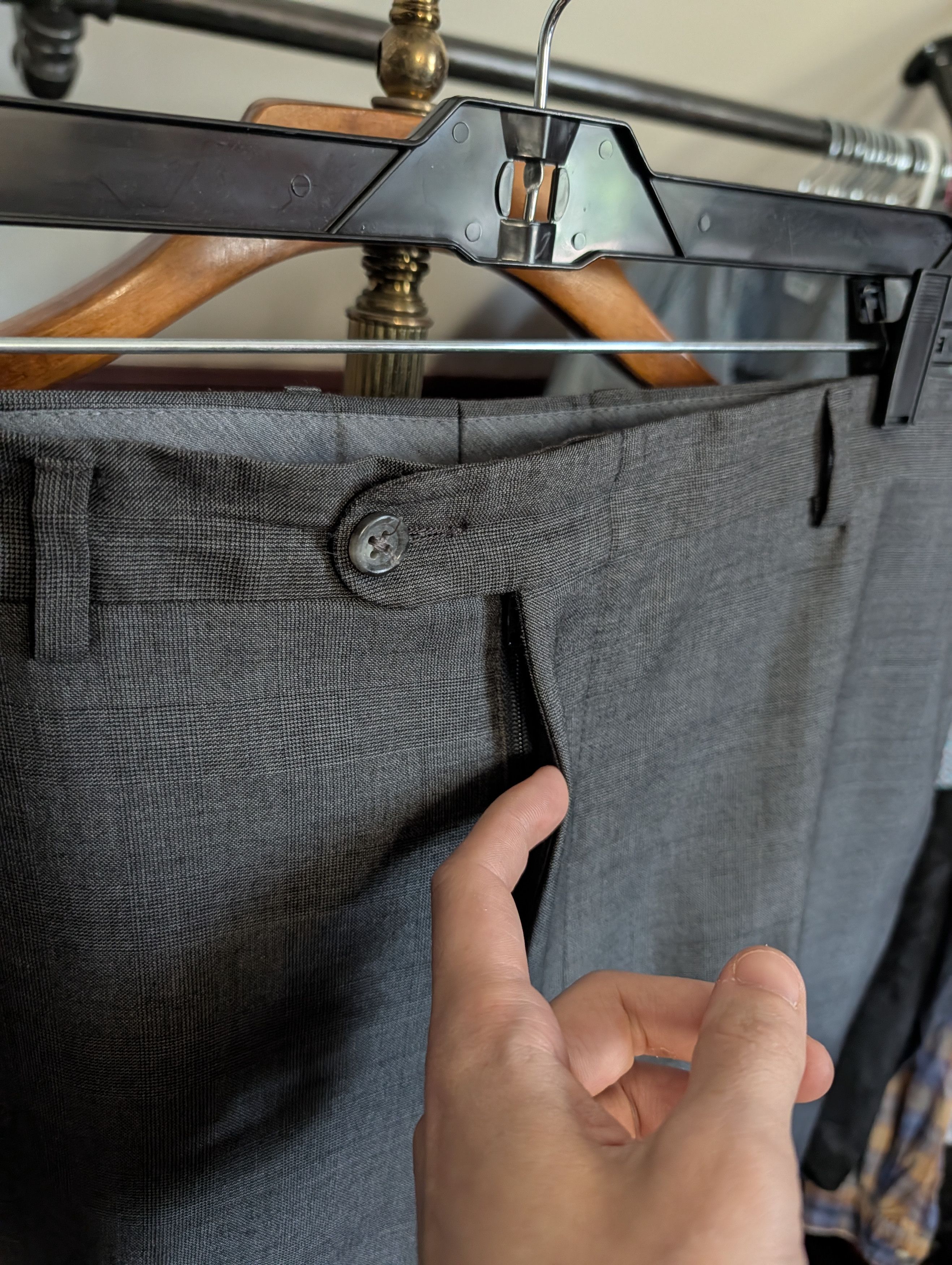 Hickey Freeman LORO PIANA 2pc Super 150s Worsted Wool gray suit Size 46R - 8 Thumbnail