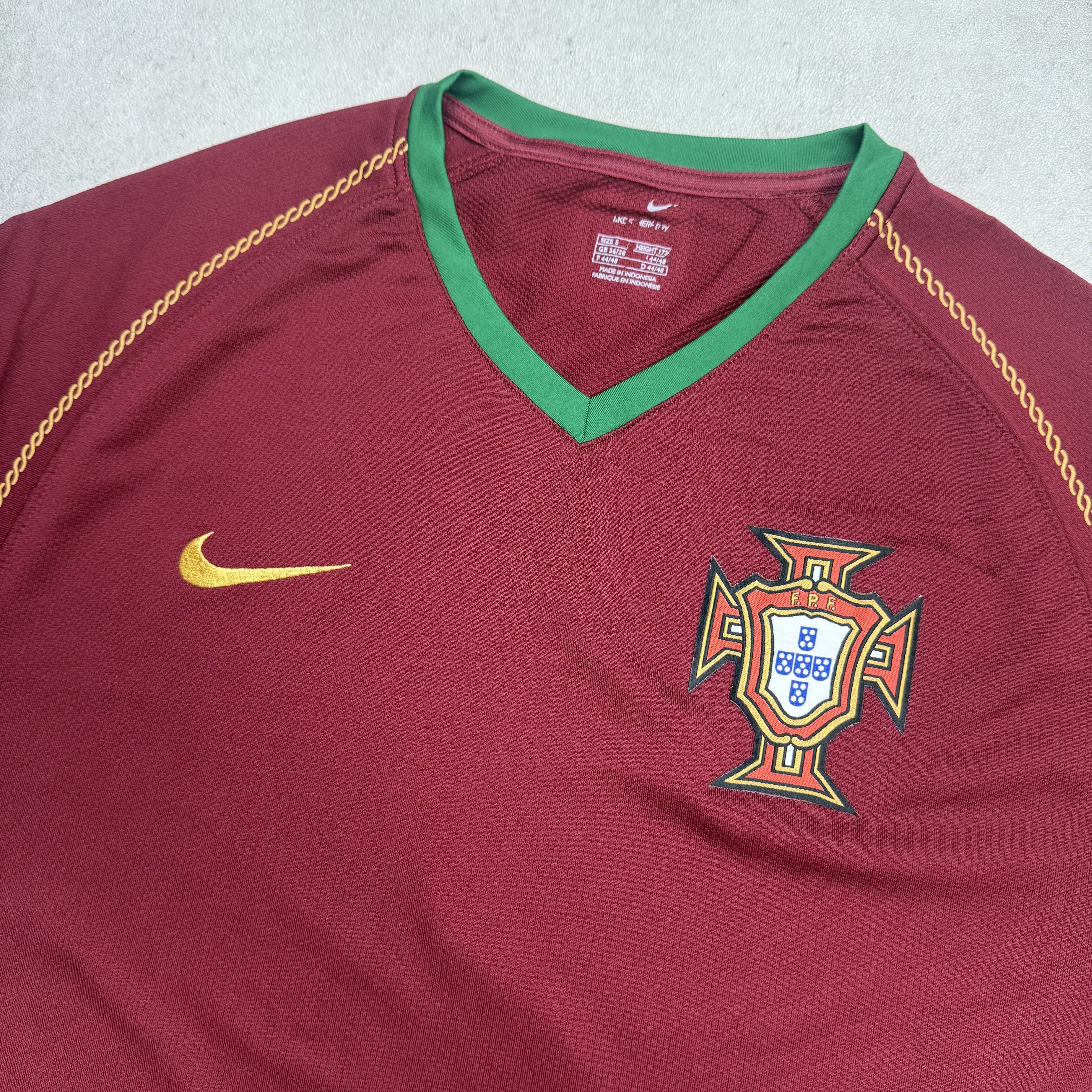 Nike Nike Portugal 2006 Football Jersey Size US S / EU 44-46 / 1 - 3 Thumbnail