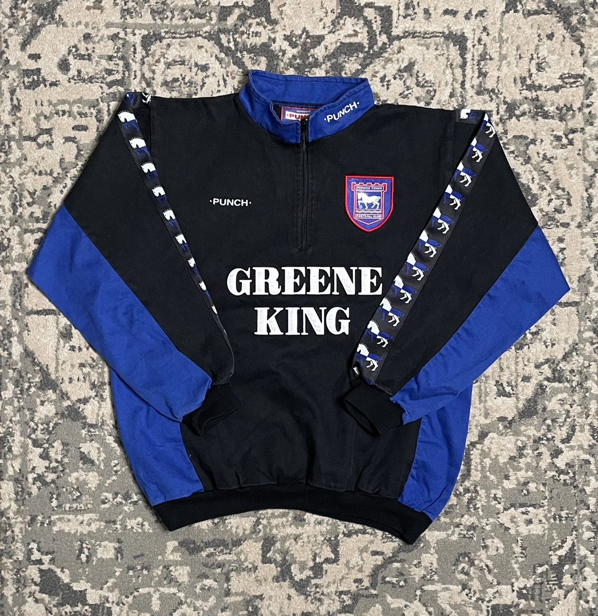 Image of Soccer Jersey x Vintage Black Sweatshirt Crewneck Ipswich Town 1997/1998, Men's (Size Small)