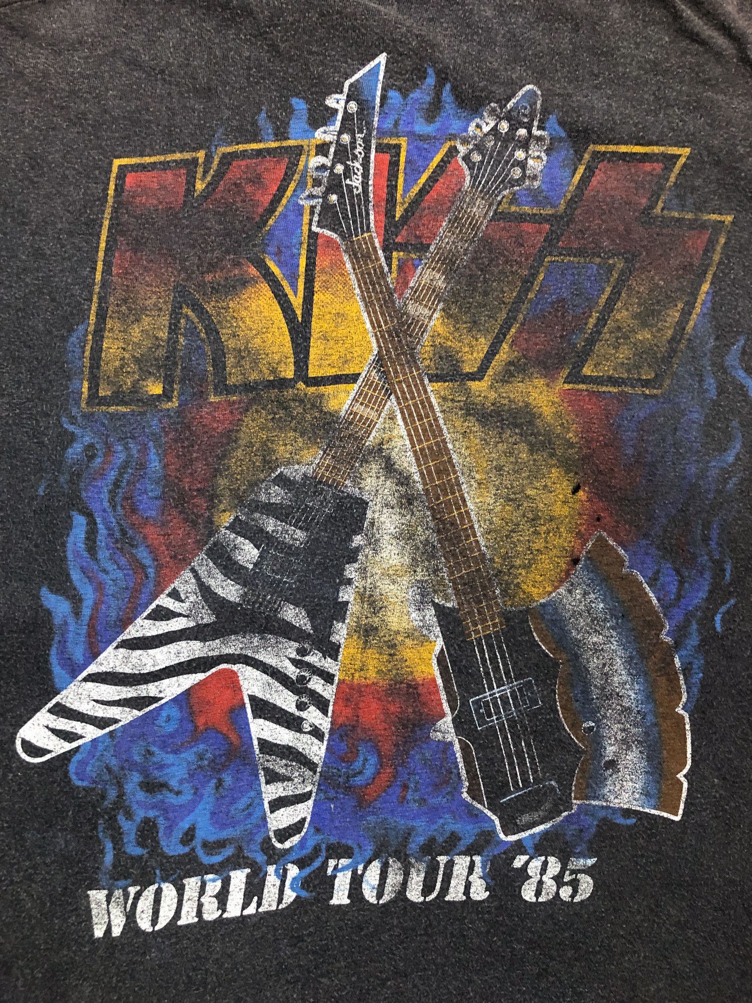 KISS × Vintage 1985 Single Stitch Sun Faded 'Kiss' World Tour T-Shirt Size US XL / EU 56 / 4 - 4 Thumbnail