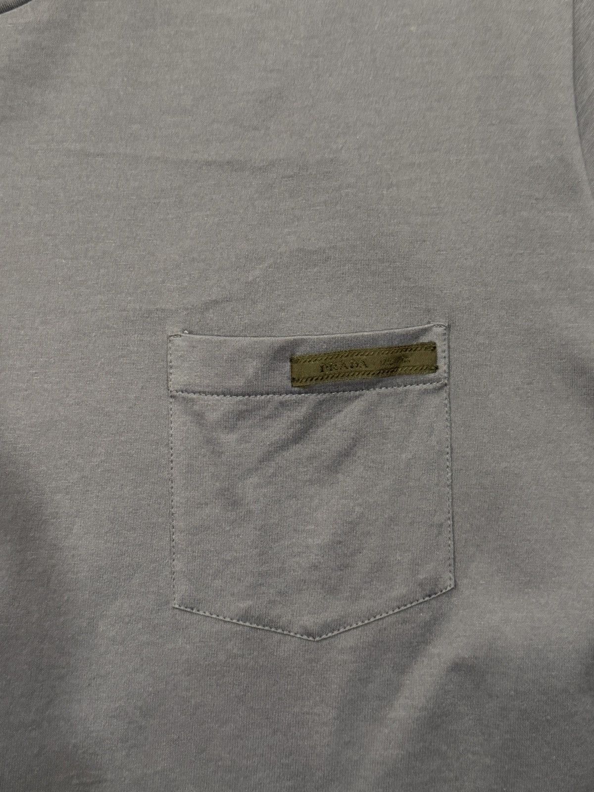 Prada Prada Navy Blue Pocket Mini Logo T-Shirt Size US XXL / EU 58 / 5 - 6 Thumbnail
