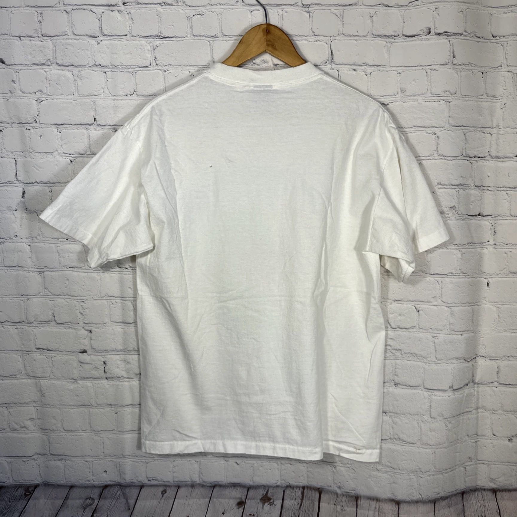 Vintage VINTAGE Marvin the Martian Men's T-Shirt Large White Looney Tunes 90s Graphic Warner" Size US L / EU 52-54 / 3 - 6 Thumbnail